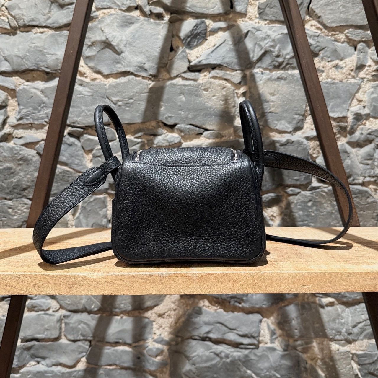 Hermes Hermès 2024 Black Taurillon Mini Lindy 20 Bag Size ONE SIZE - 6 Thumbnail