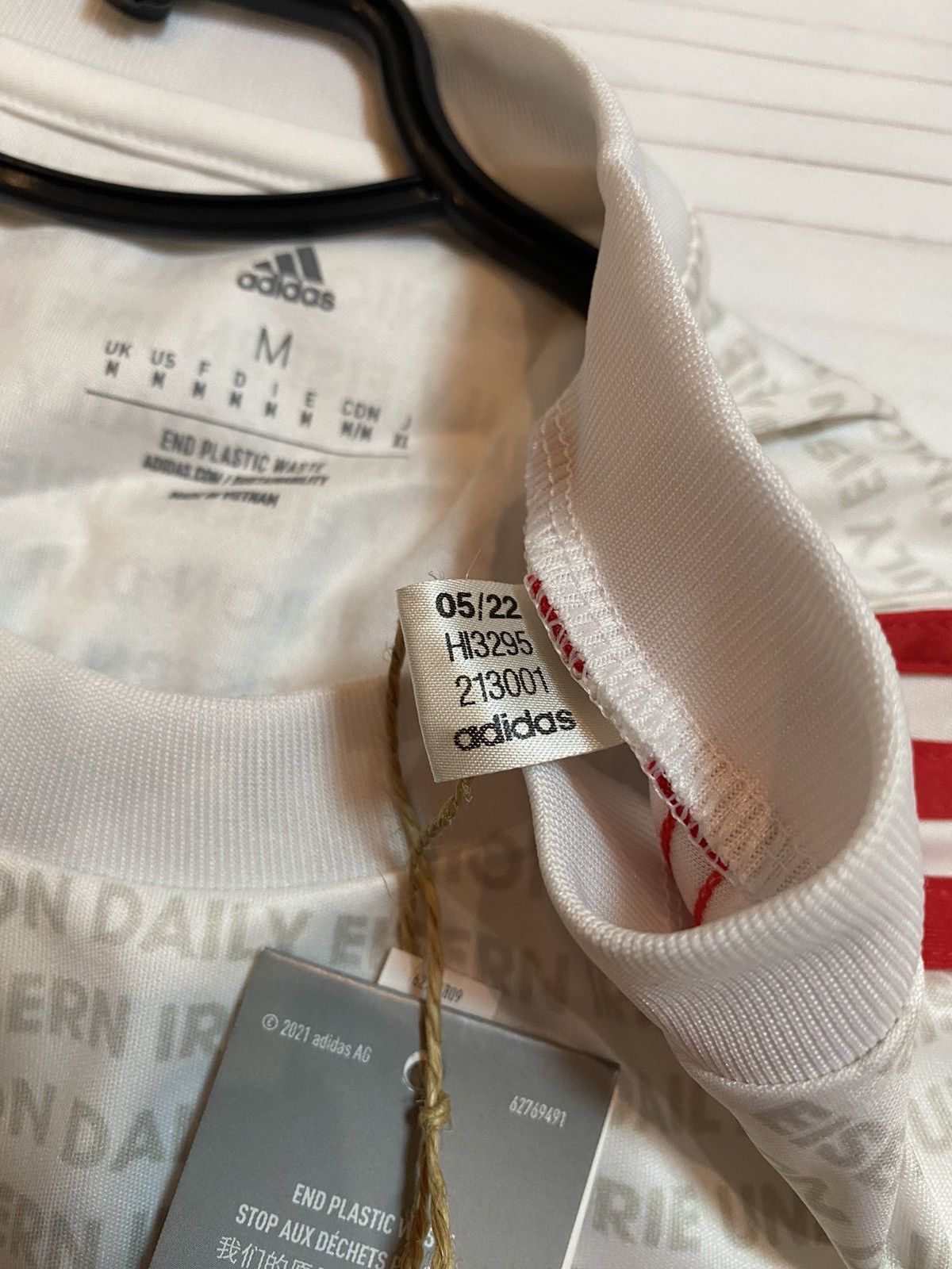 Adidas Rare Union Berlin fourth jersey soccer y2k football t shirt Size US M / EU 48-50 / 2 - 4 Thumbnail