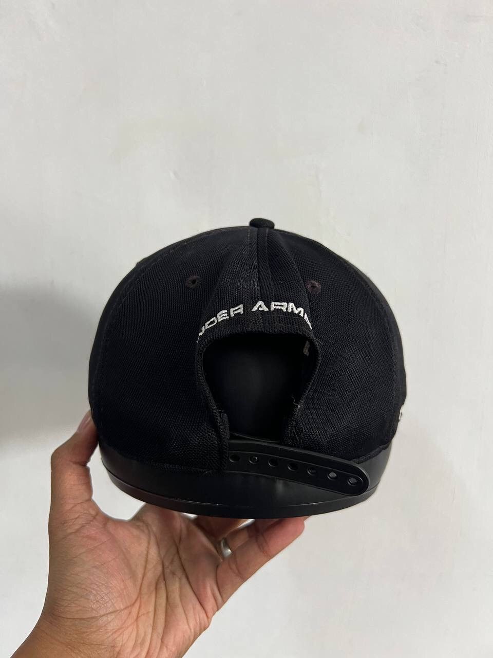Under Armour Under Armour Golf Black Hat Cap Size ONE SIZE - 3 Thumbnail
