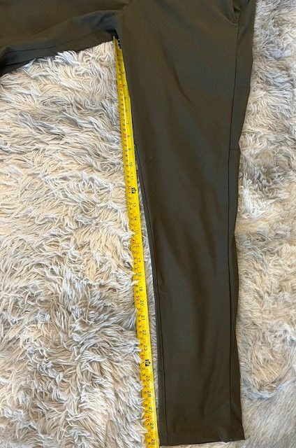 Lululemon Lululemon ABC Skinny Pants. Size 32 Size US 32 / EU 48 - 7 Thumbnail