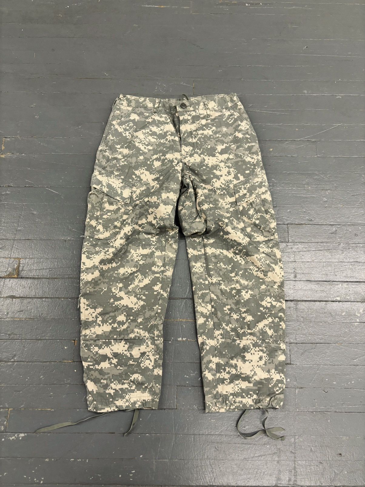 Vintage Vintage US military cargo baggy pants Size US 31 - 2 Thumbnail
