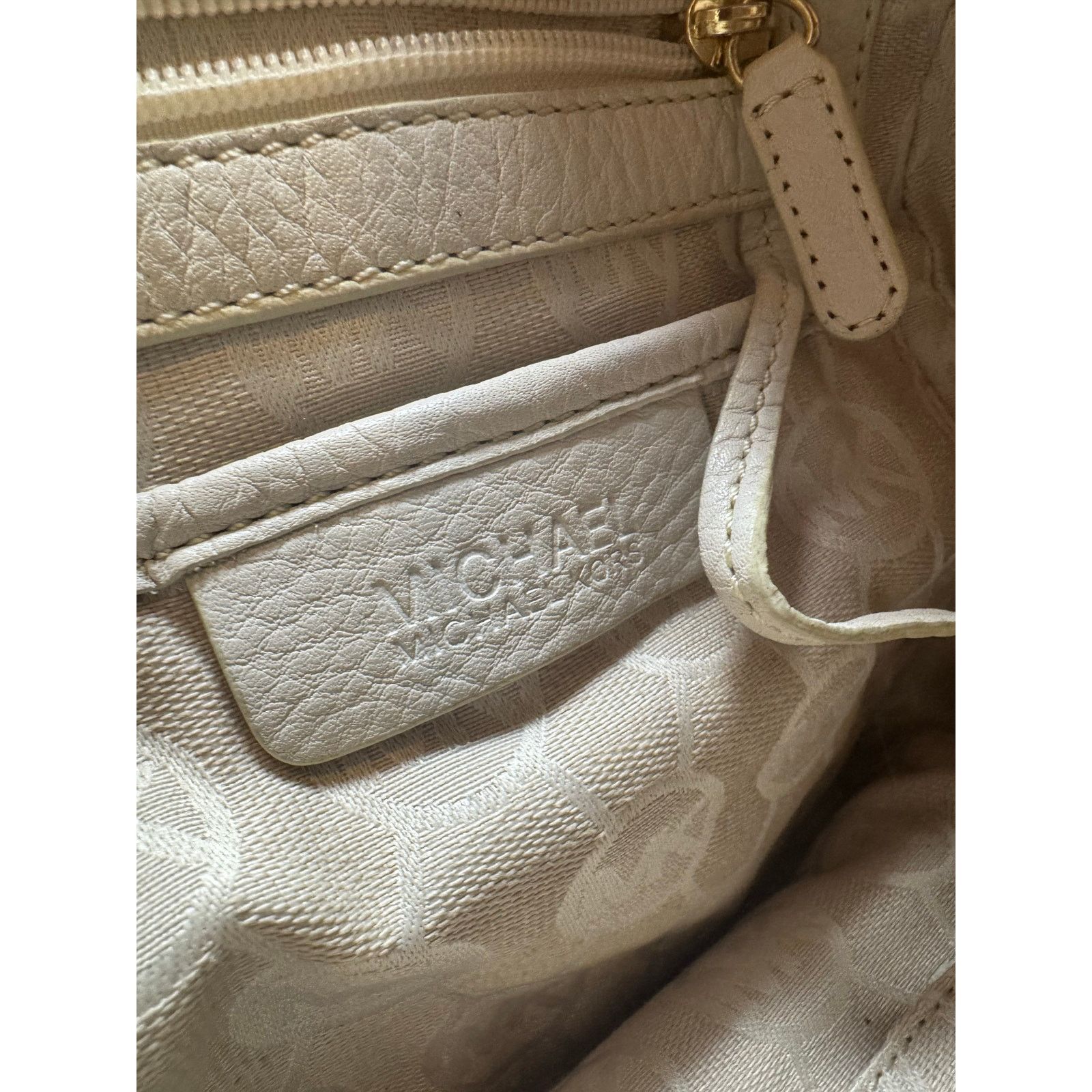 Michael Kors Michael Kors Grayson Satchel Bag Cream & Leather w/Scarf Size ONE SIZE - 3 Thumbnail