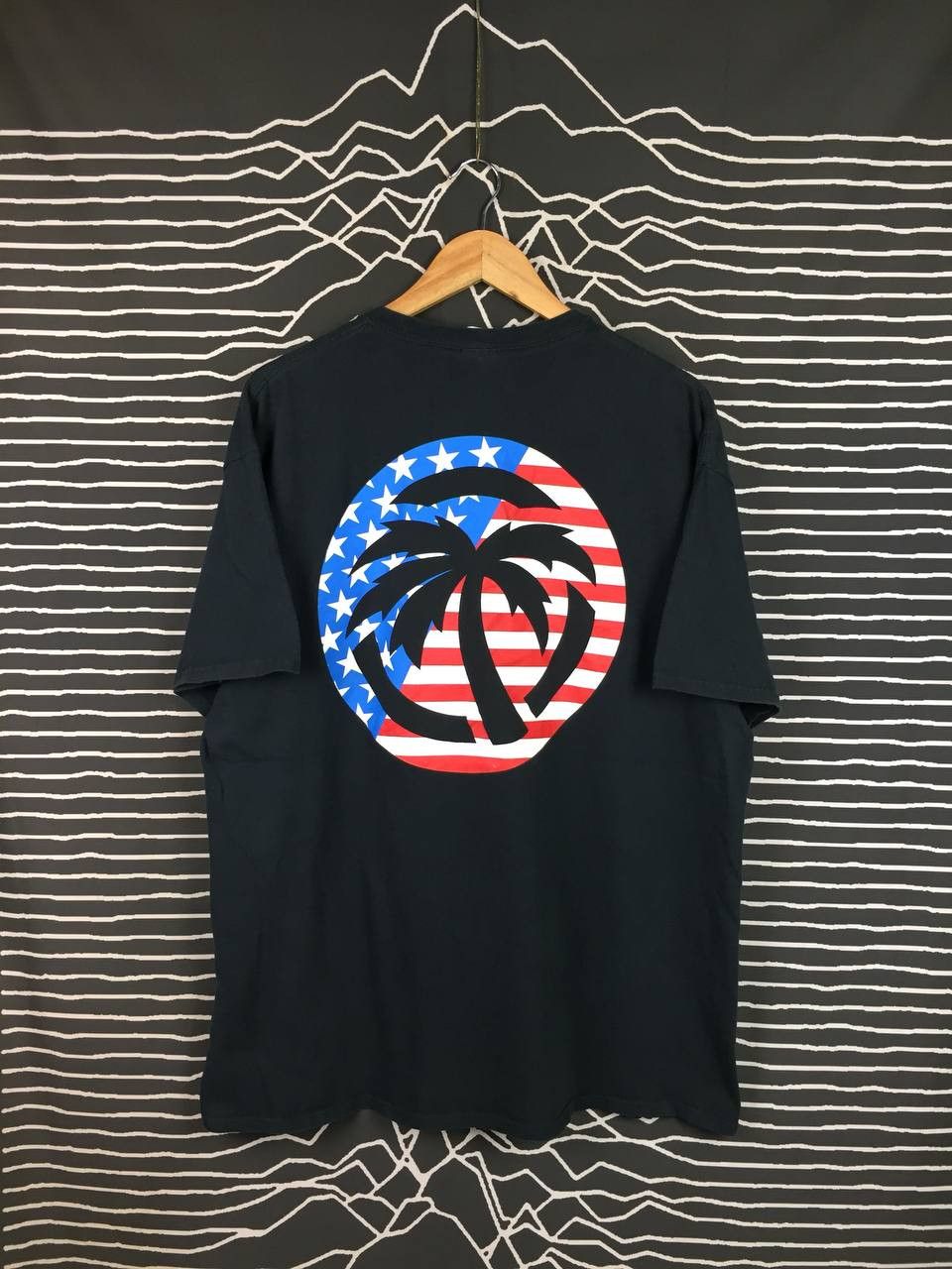 Vintage Heat Wave Visual Heat Wave American Flag Graphic Tee Size US XL / EU 56 / 4 - 2 Thumbnail