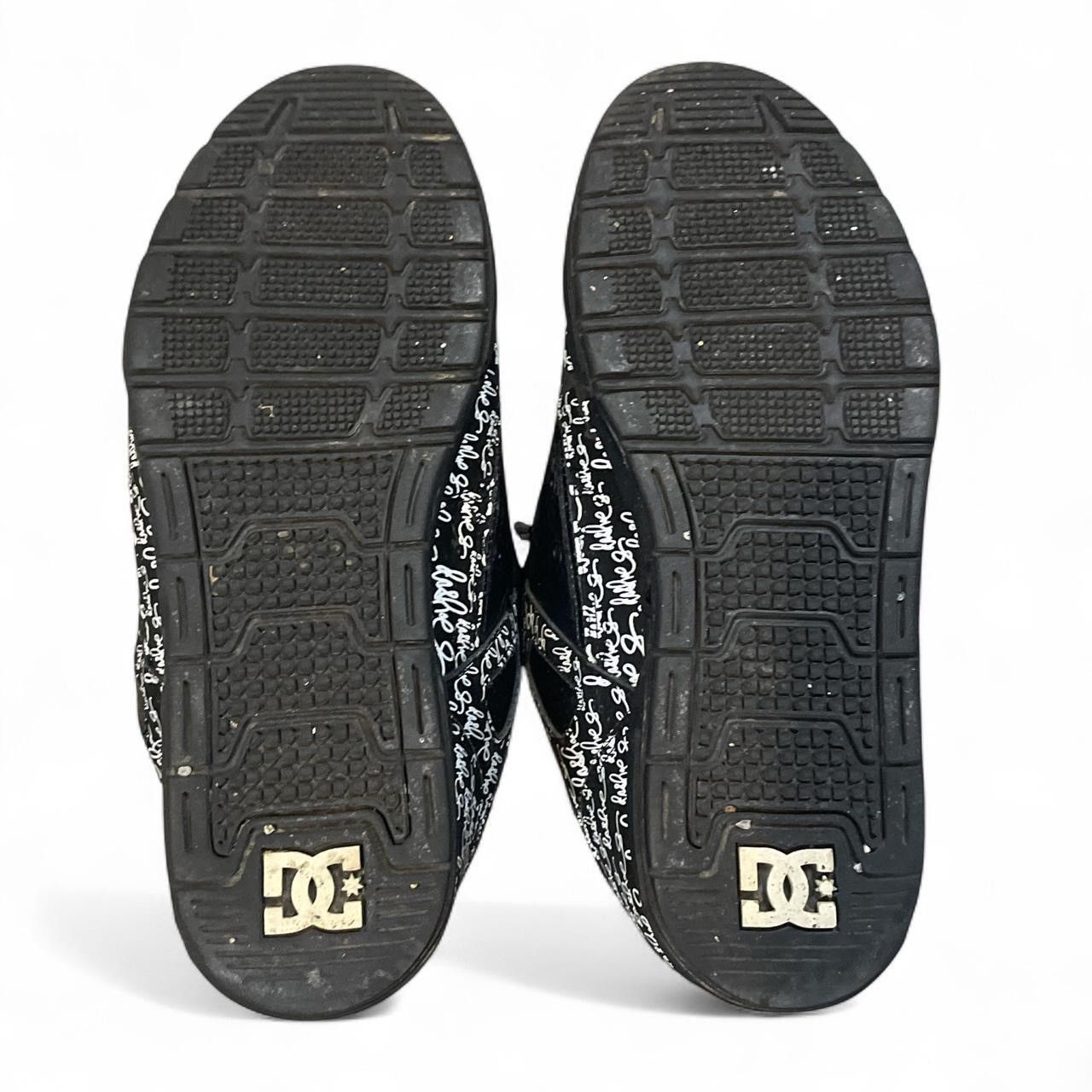 DC DC Shoes Chunky Y2K Checkered Graffiti Skate Shoes Size 9.5 Size US 9.5 / EU 42-43 - 5 Thumbnail