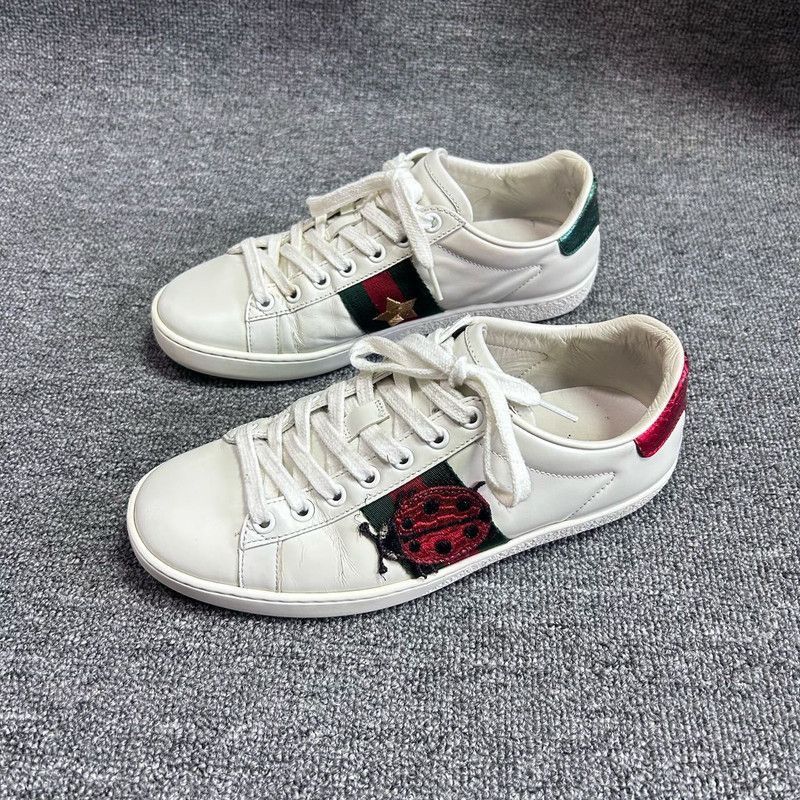 Gucci Gucci ACE Leather Sneakers with Pineapple Embroidery -2508 Size US 6 / IT 36 - 1 Thumbnail