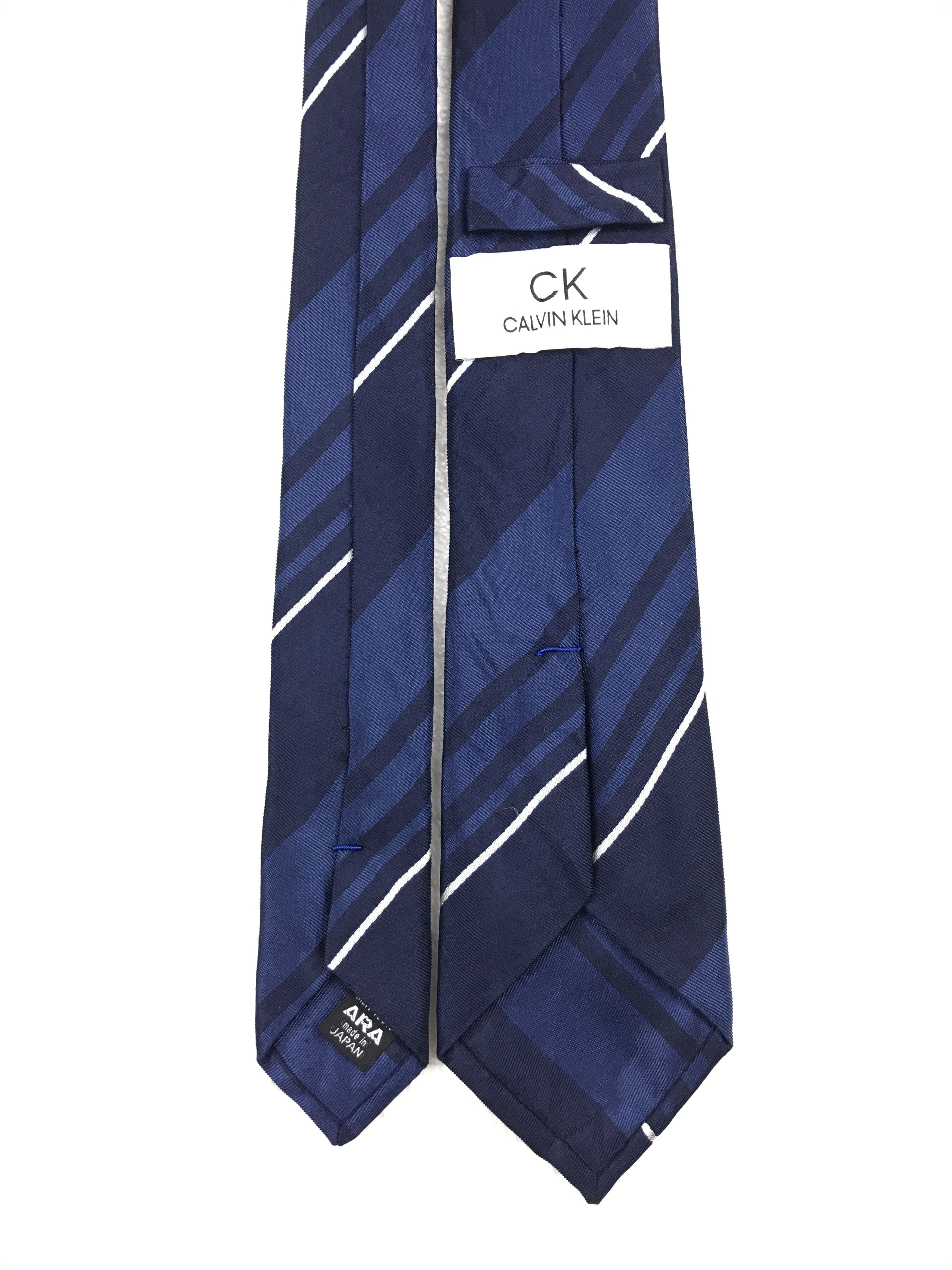Calvin Klein × Designer × Vintage Vintage Calvin Klein Silk Necktie Size ONE SIZE - 4 Thumbnail
