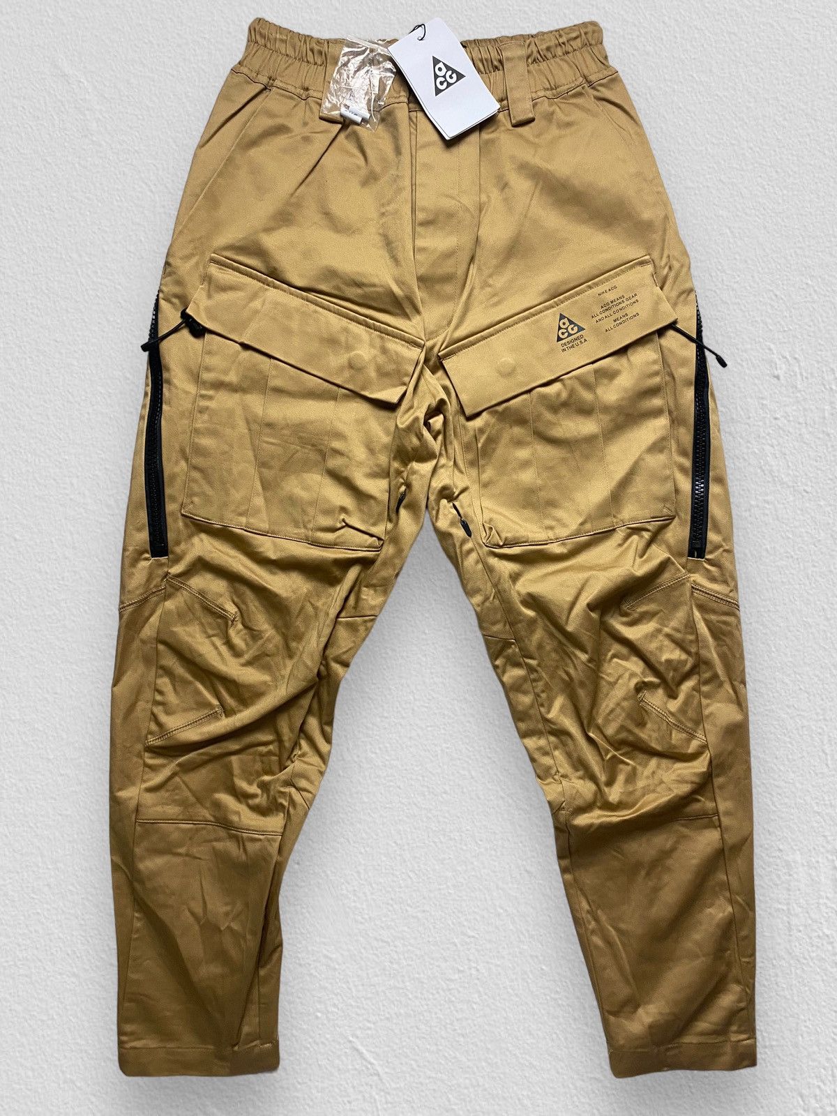 Nike NikeLab ACG Cargo Pants Medium / Golden Beige | Grailed