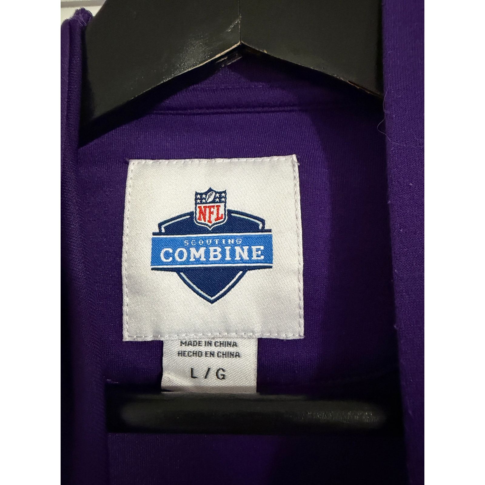NFL Minnesota Vikings Purple Short-Sleeve Hoodie Sweatshirt Sz L Size US L / EU 52-54 / 3 - 3 Thumbnail