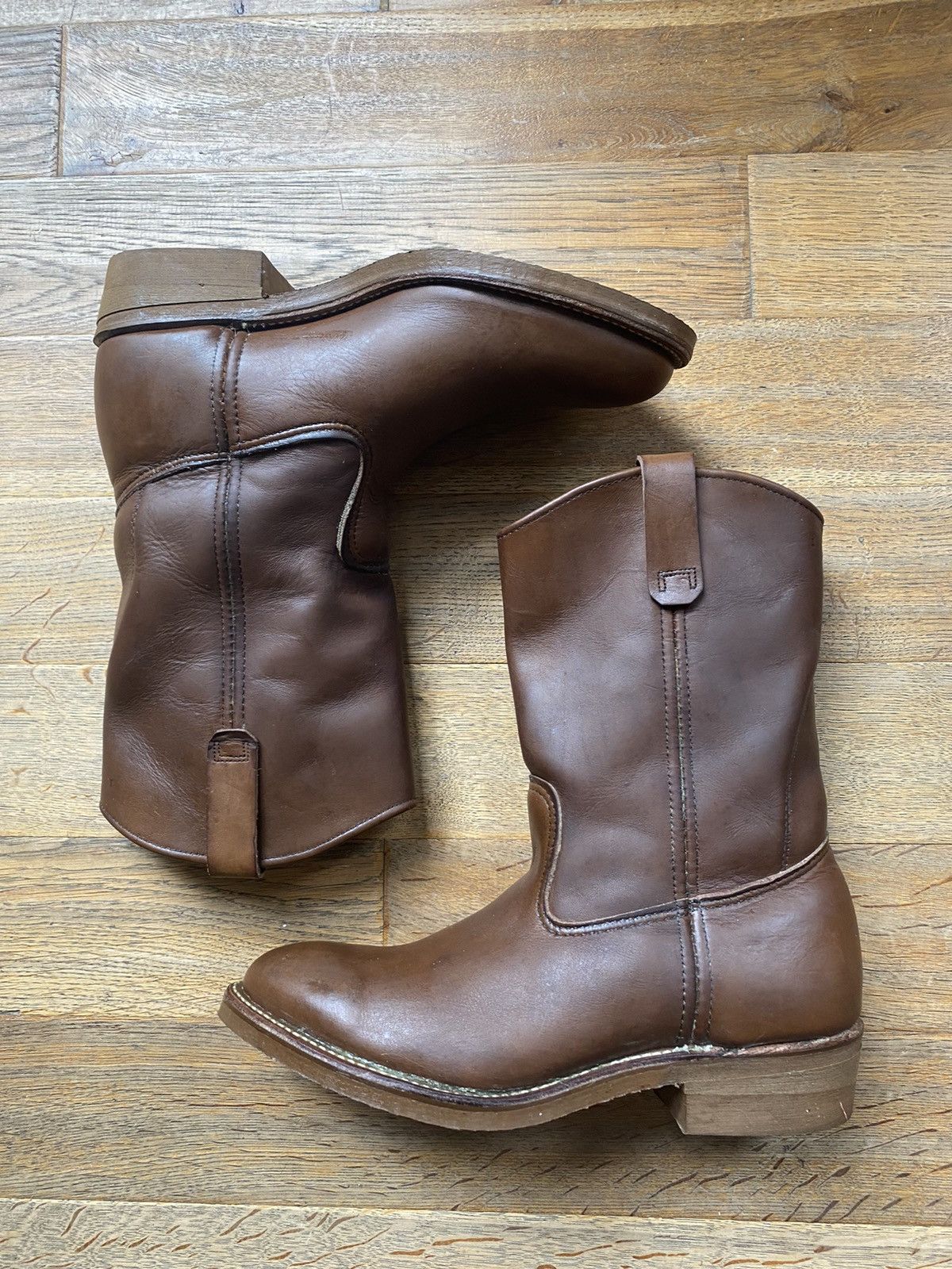 RED WING Nailseat boots