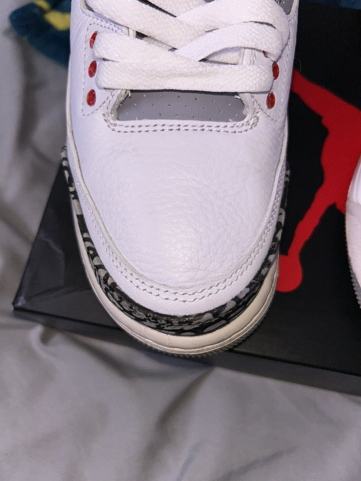 Jordan Brand Air Jordan 3 Retro “Fire Red” Size US 7 / EU 40 - 9 Thumbnail