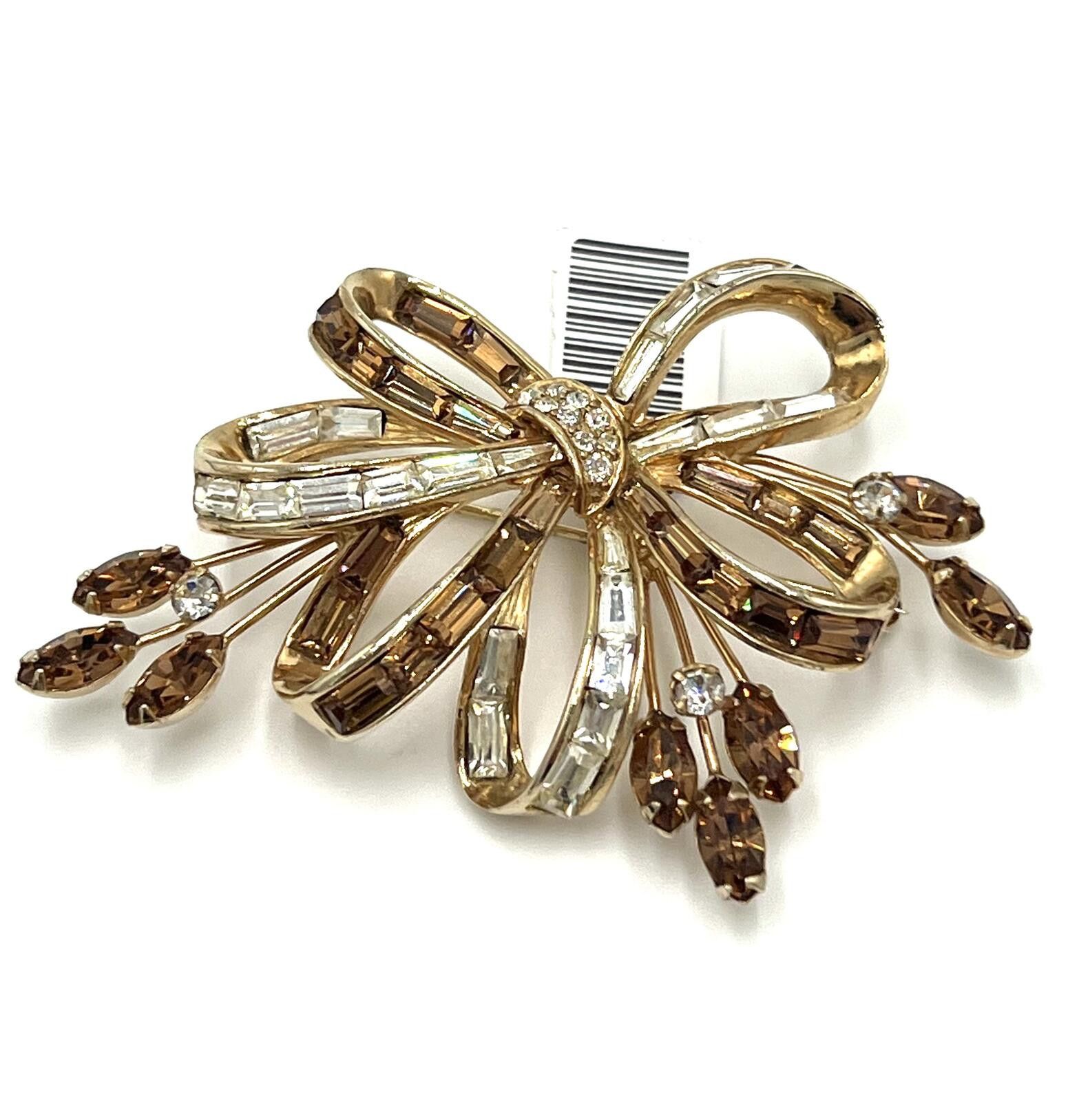 Other Crown Trifari Goldplate White Copper Rhinestone Bow Brooch Size ONE SIZE - 1 Thumbnail