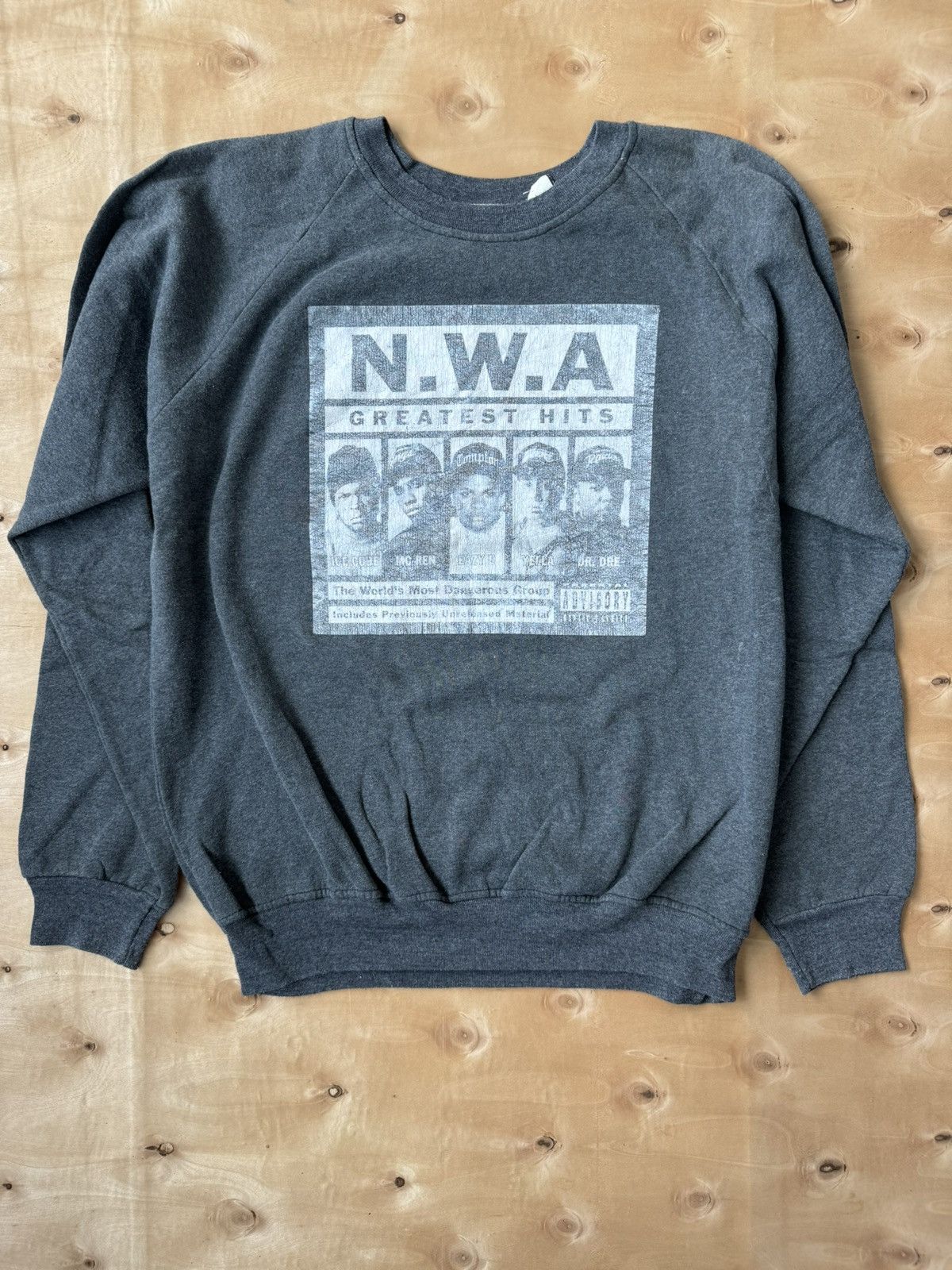 Band Tees × Rap Tees × Vintage Vintage NWA RAP HIPHOP SWT01 Size US L / EU 52-54 / 3 - 1 Thumbnail