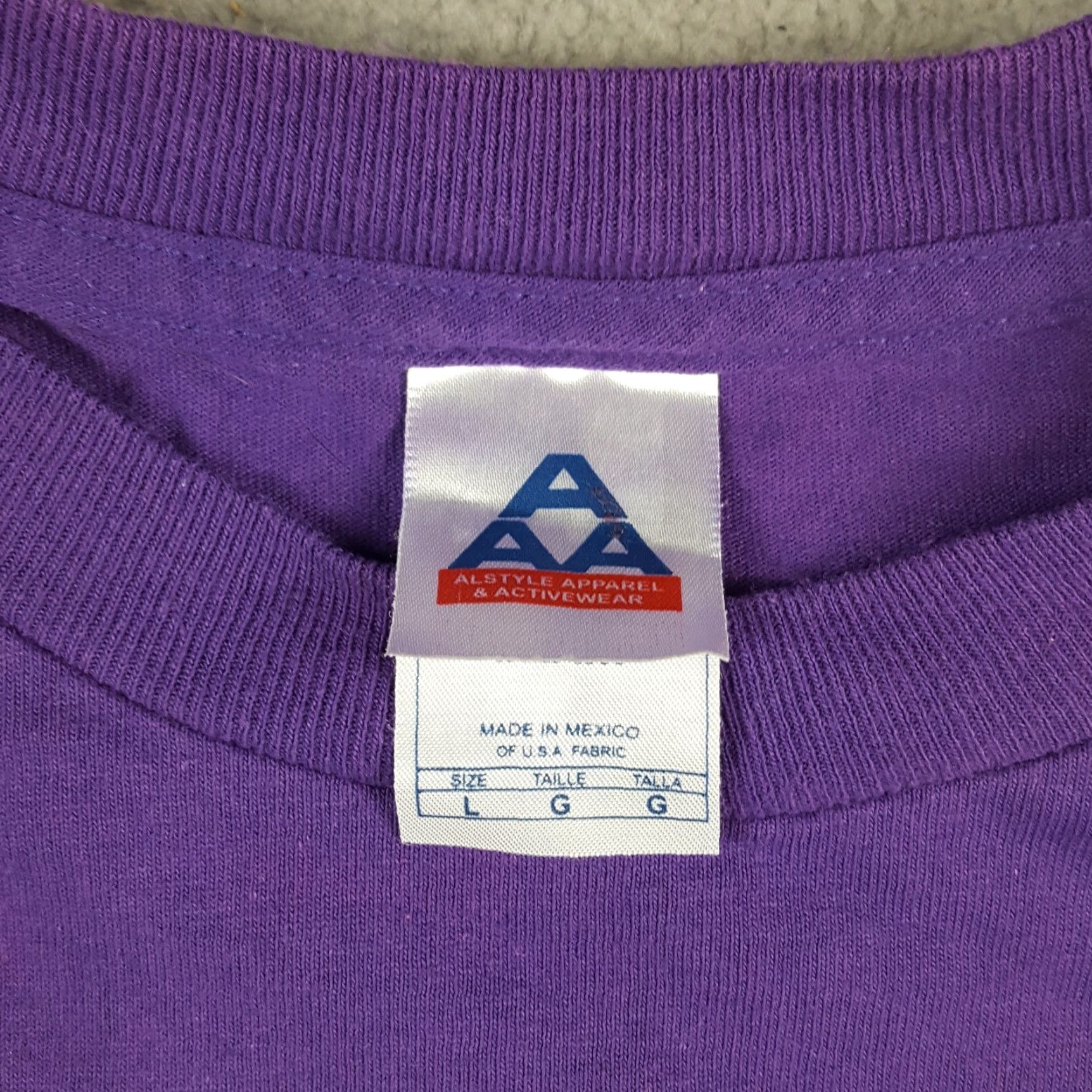 Vintage VINTAGE New Orleans Mardi Gras Whimsical Phoenix Size L Purple Party Mask T Shirt Party Size US L / EU 52-54 / 3 - 6 Thumbnail