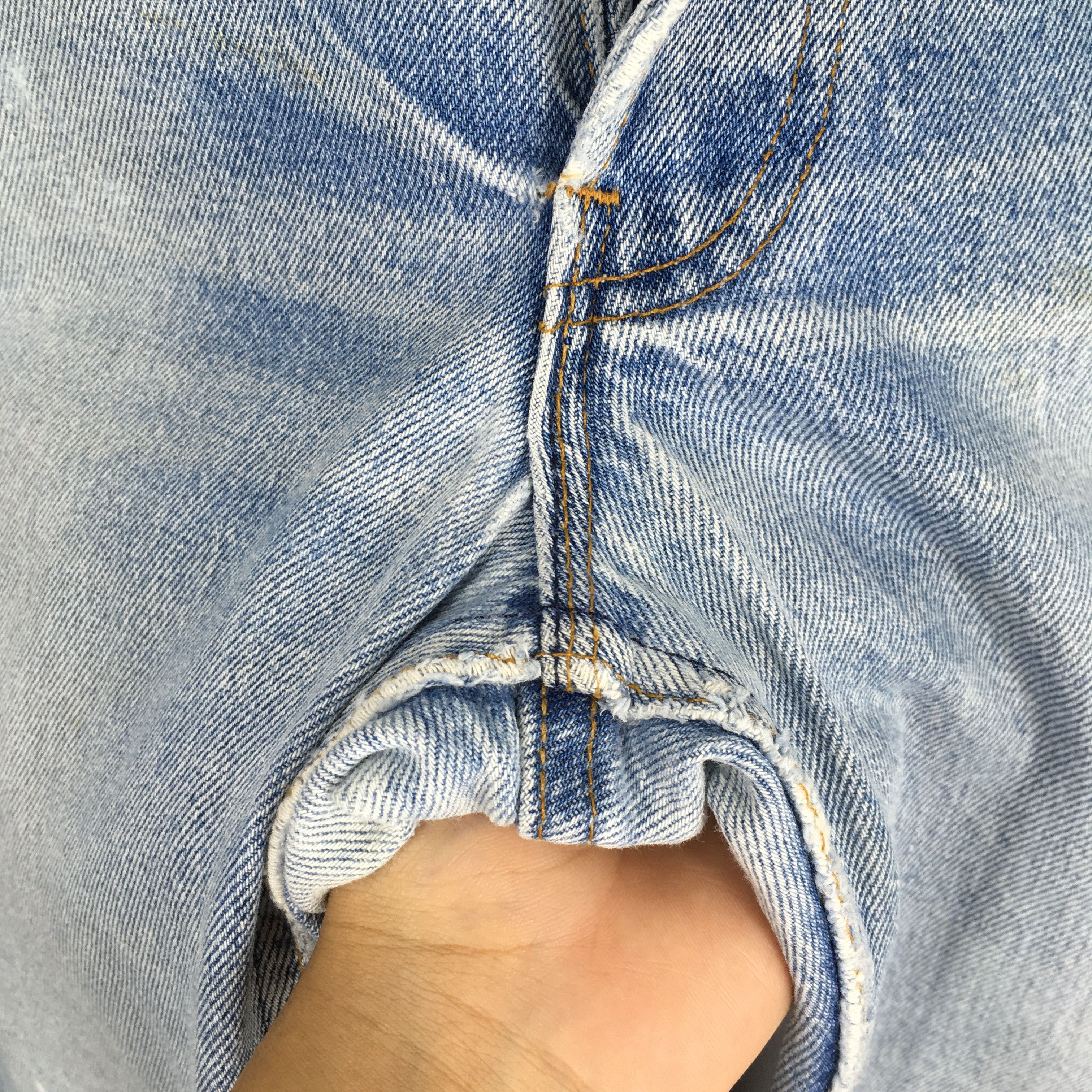 Levi's Size 29x32.5 Vintage 90s Levi's 501 Faded Dirty Jeans S1412 Size US 29 - 7 Thumbnail