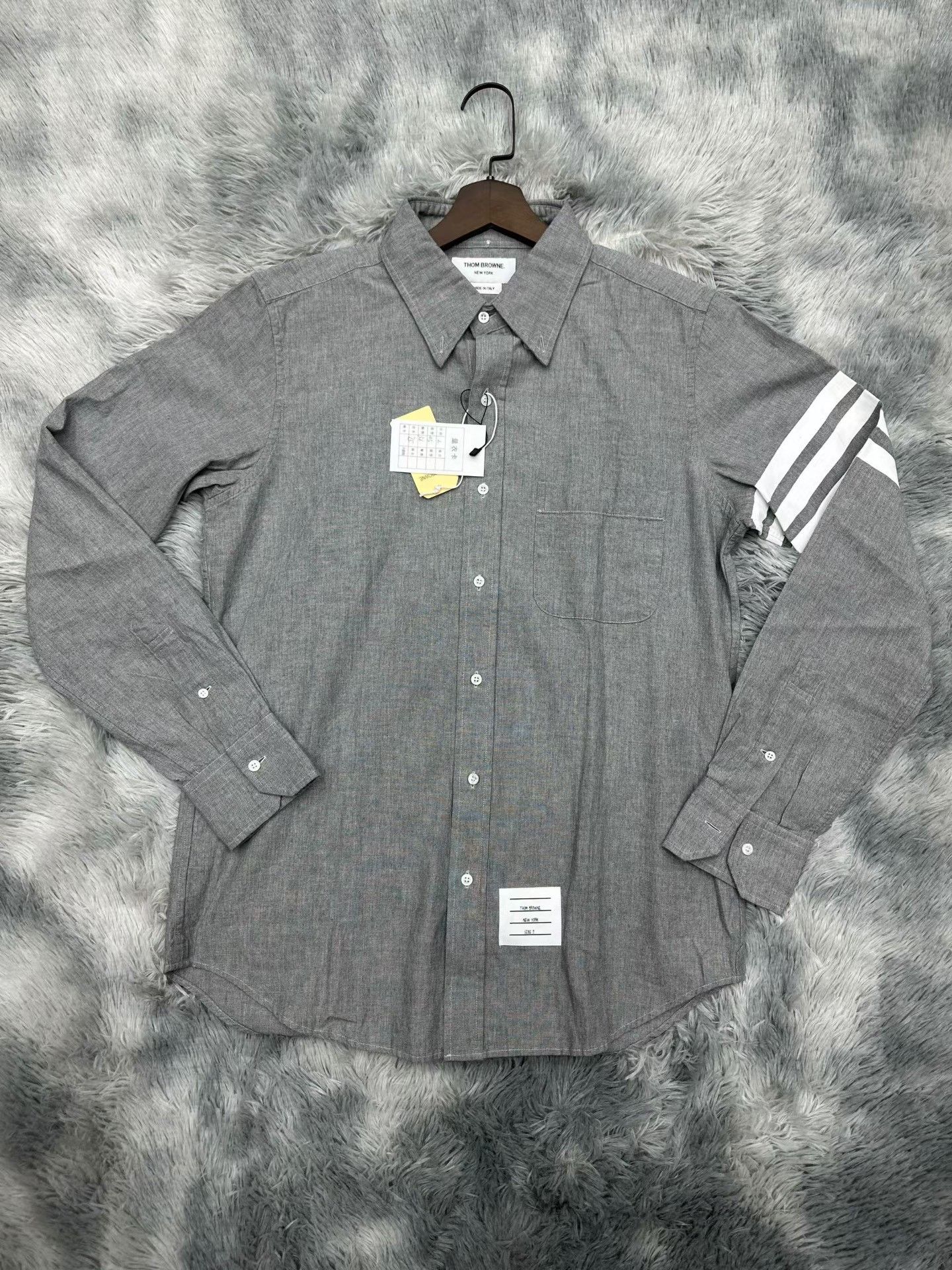 Thom Browne Thom Browne Gray Shirt m Men Size US M / EU 48-50 / 2 - 1 Thumbnail