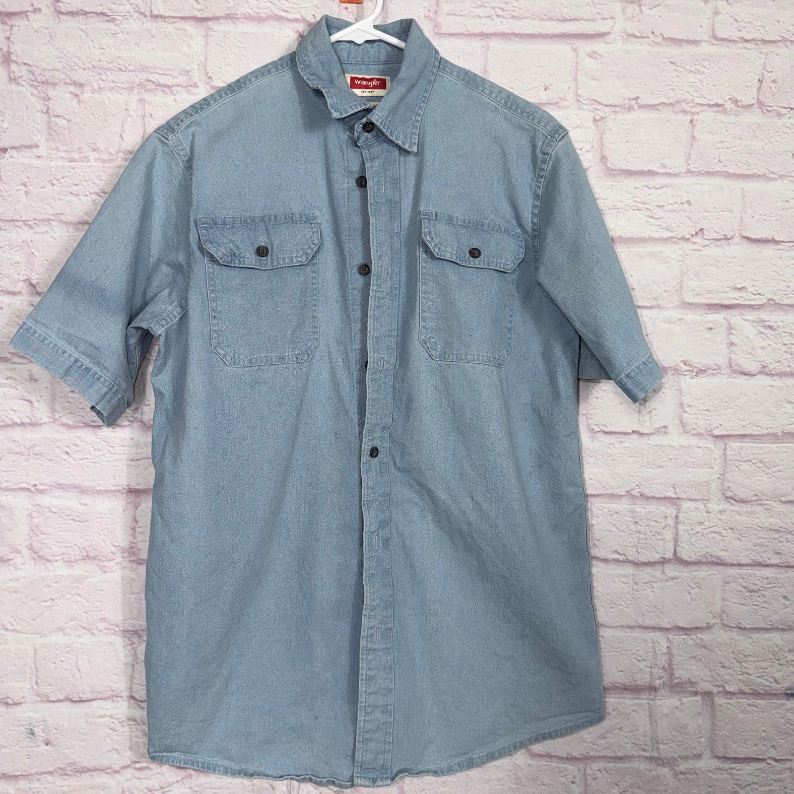 Wrangler Wrangler Men's Small Short Sleeve Denim Shirt Size US S / EU 44-46 / 1 - 1 Thumbnail