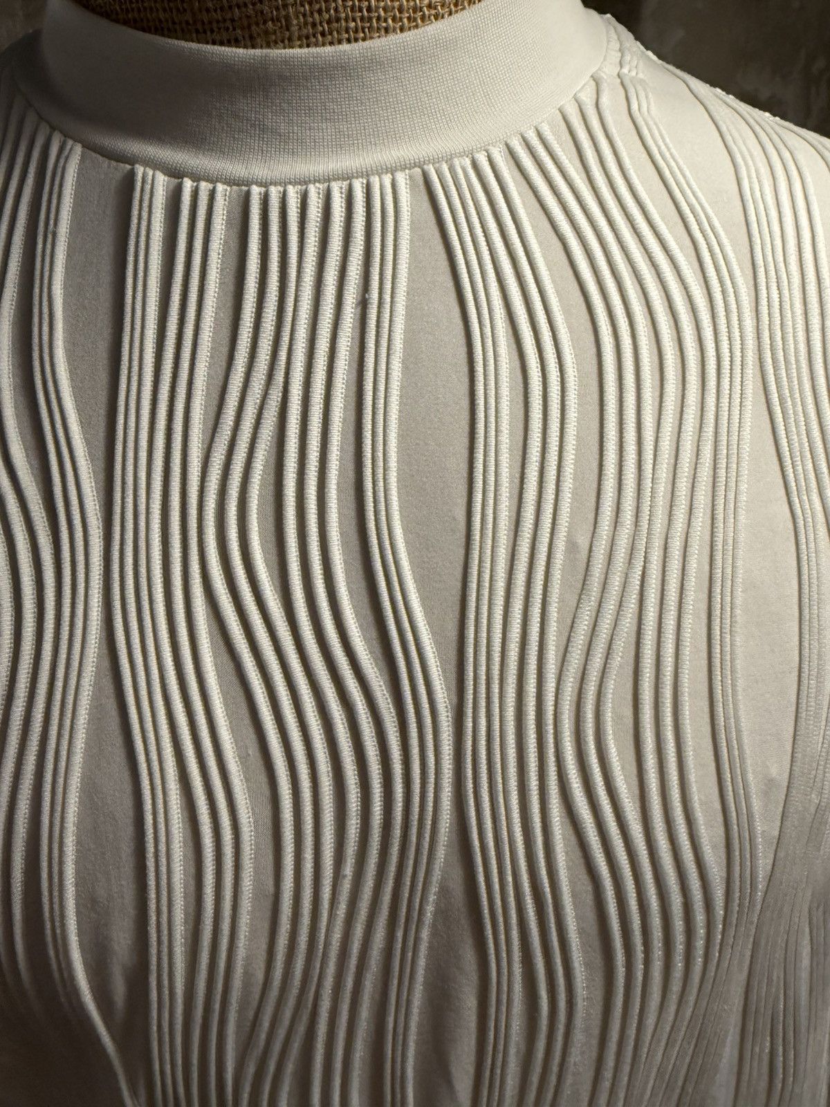 Other Sculpted Wave Texture Top – Minimalist Design Size US M / EU 48-50 / 2 - 2 Thumbnail