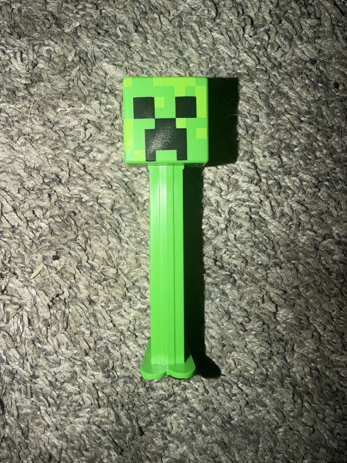 Hypebeast Mojang Minecraft Creeper Pez Dispenser Size ONE SIZE - 1 Thumbnail
