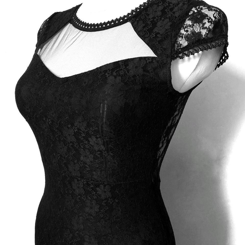 Vintage An incredibly beautiful gothic lace maxi dress withtrain Size S / US 4 / IT 40 - 6 Thumbnail