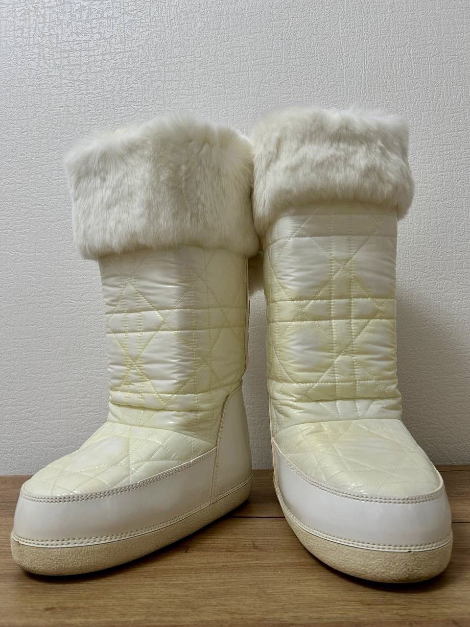 Dior Y2K Dior by John Galliano Fur Gradient Snow Pompon Boots Size US 7 / IT 37 - 5 Thumbnail