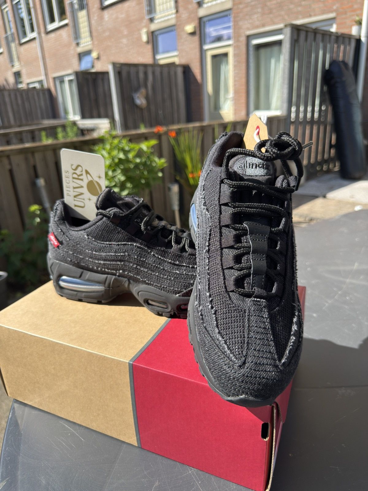 Levi's × Nike Nike x Levi’s Air max 95 OG “ Black “ Size US 7 / EU 40 - 1 Thumbnail