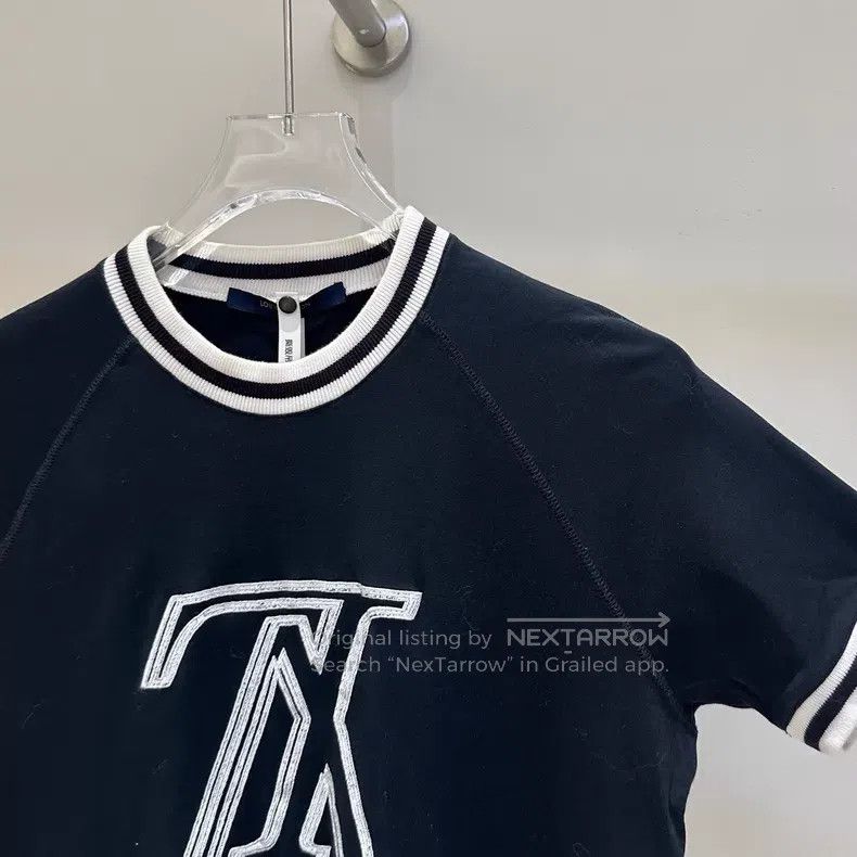 Louis Vuitton Louis Vuitton Reverse Logo knit short sleeve T-shirt Size US S / EU 44-46 / 1 - 4 Thumbnail