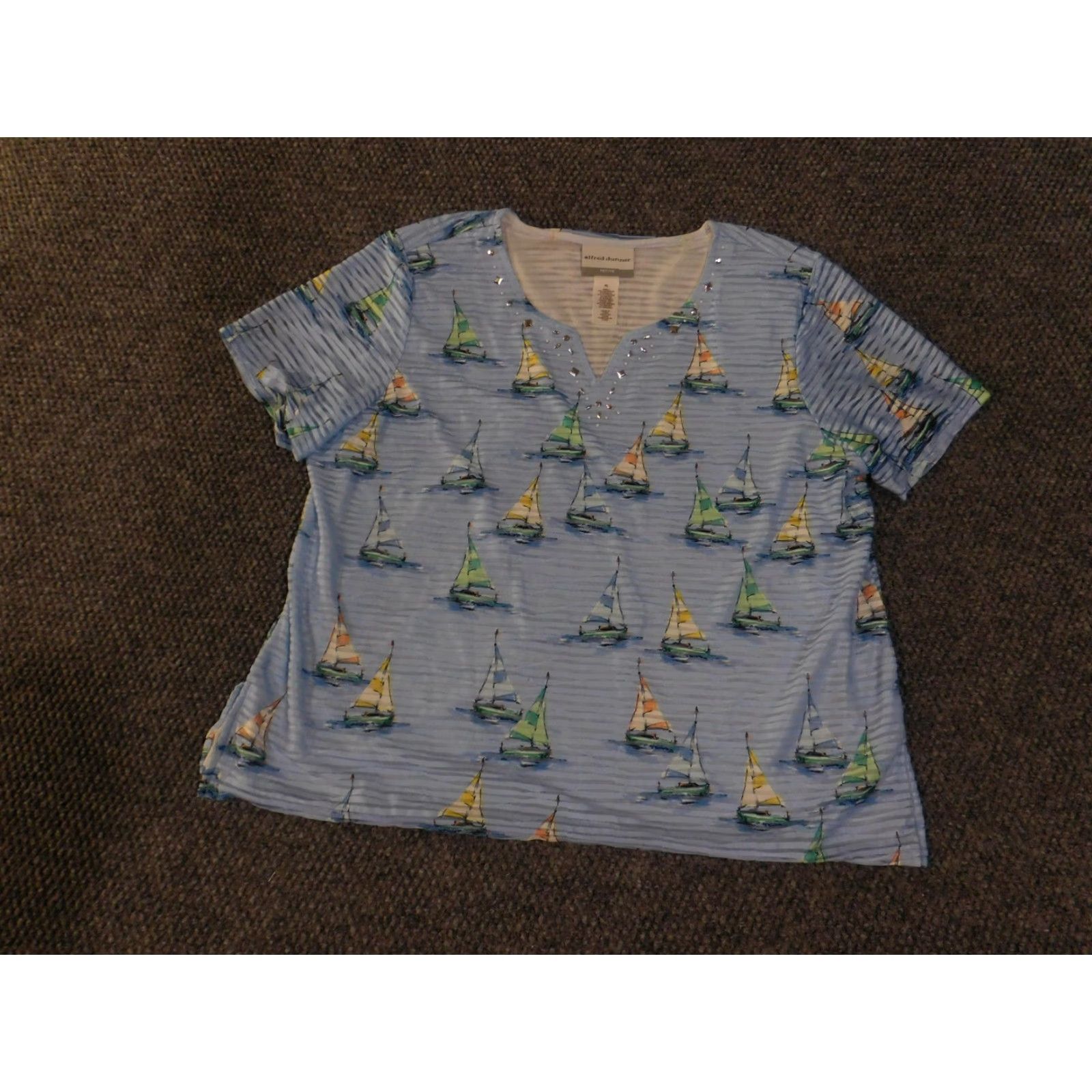Vintage VINTAGE? No. Alfred Dunner Shirt Womens Petite Large Sailboat Print Embellished Nautical Top Size L / US 10 / IT 46 - 2 Thumbnail