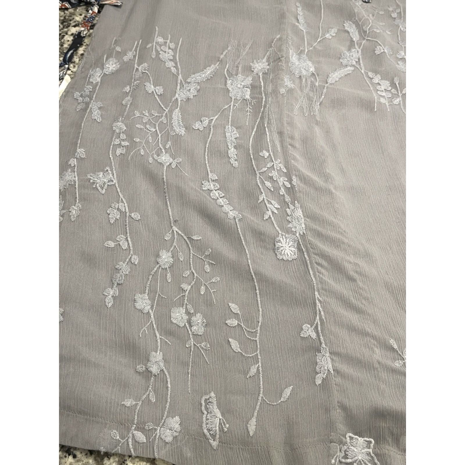 Anthropologie Anthropologie Shift Dress Gray Floral Embroidered Lace Lotus 3/4 Sleeve M Womens Size M / US 6-8 / IT 42-44 - 4 Thumbnail