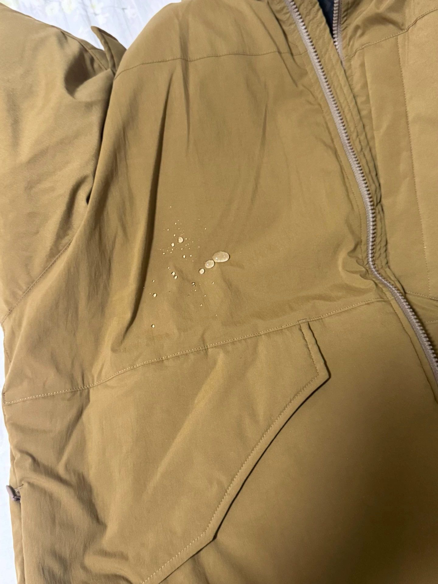 DAIWA Daiwa 22aw Khaki L Waterproof Multi-Pocket Jacket Size US L / EU 52-54 / 3 - 7 Thumbnail
