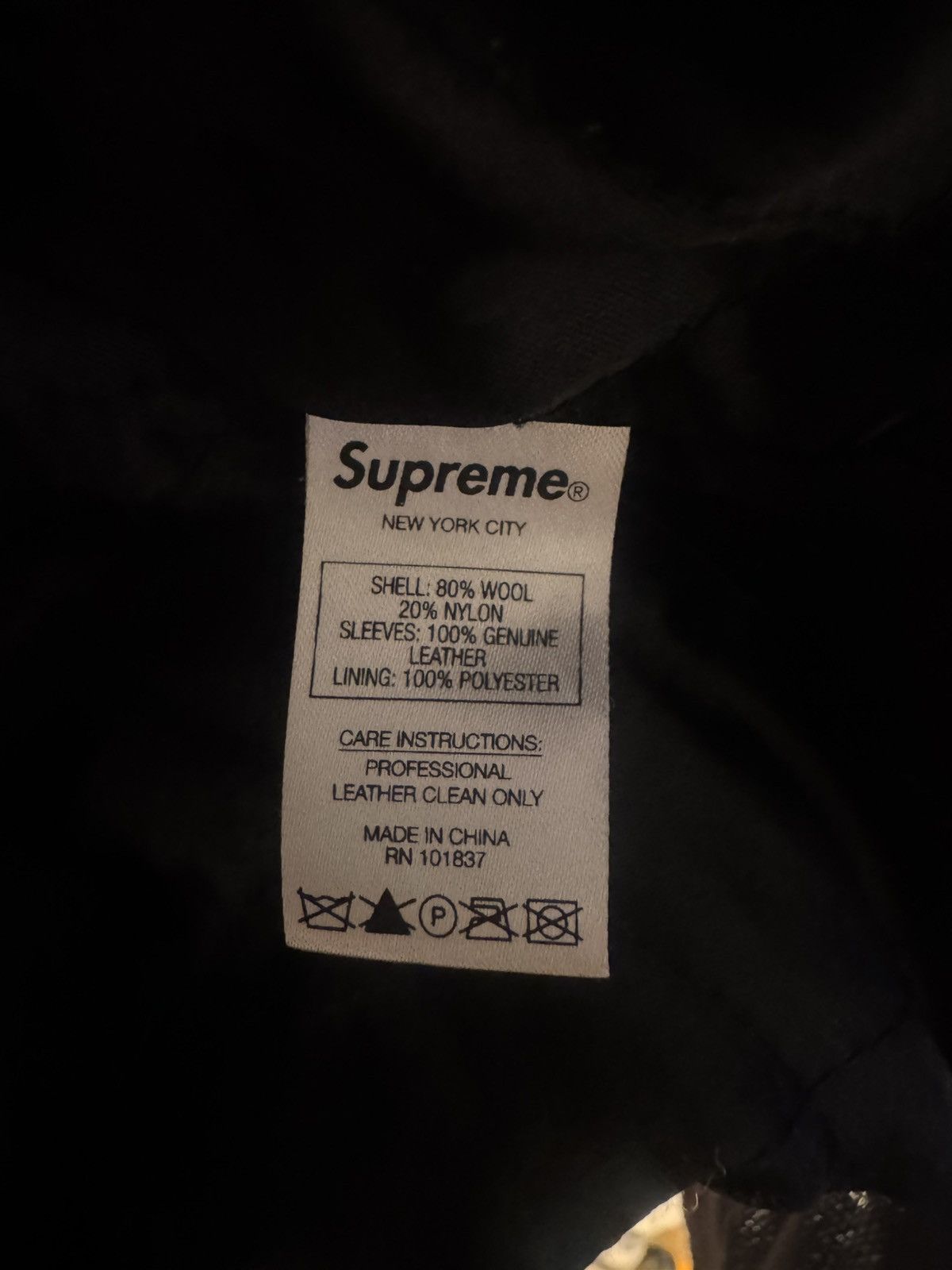 Supreme Size XL- SUPREME BONE WOOL VARSITY BOMBER JACKET LEATHER Size US XL / EU 56 / 4 - 12 Thumbnail