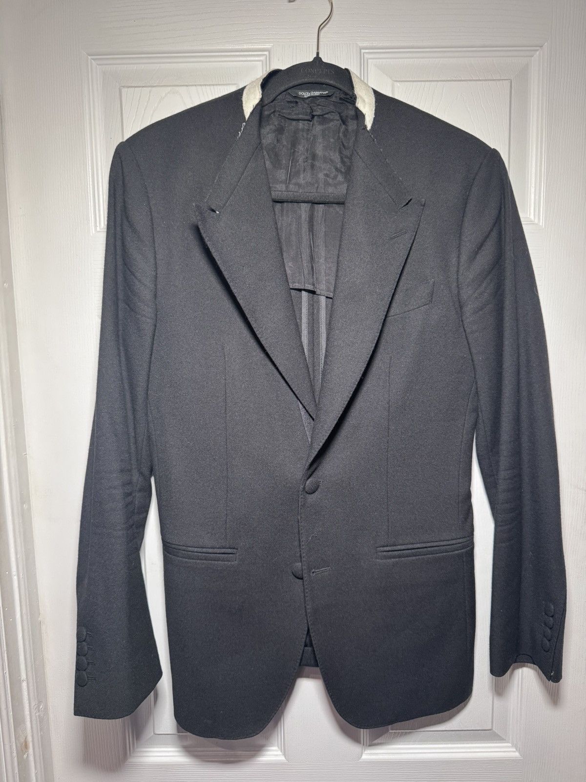 Dolce & Gabbana Dolce & Gabbana Wool Blazer w/ peak collar Size 38R - 1 Thumbnail