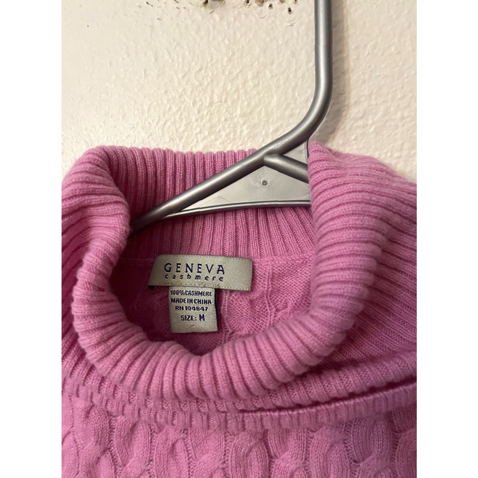 Pinko Geneva Cashmere Cable Knit Turtleneck Sweater Pink M Womens Pullover All Seasons Cashmere Knit Dane? Size M / US 6-8 / IT 42-44 - 3 Thumbnail