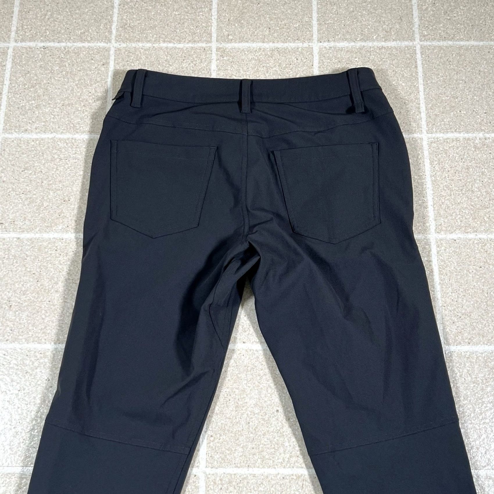 Lululemon Lululemon Men’s ABC Pants Slim Chino Stretch 28x30 Gray 5 Pocket Pants Men/Regular Size 28 Inseam 30 Size US 28 / EU 44 - 4 Thumbnail
