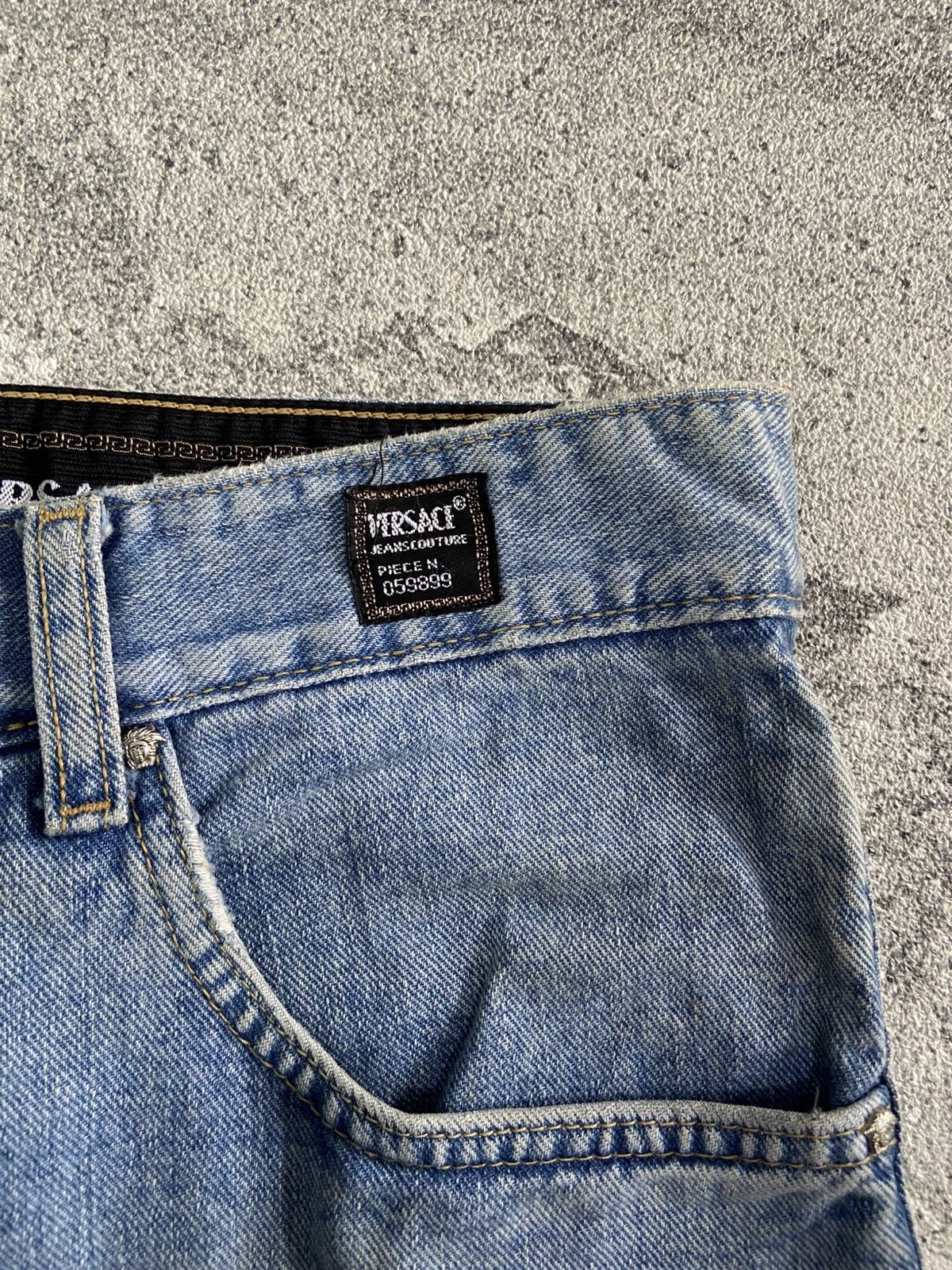 Versace Vintage versace jeans couture Size US 34 / EU 50 - 4 Thumbnail