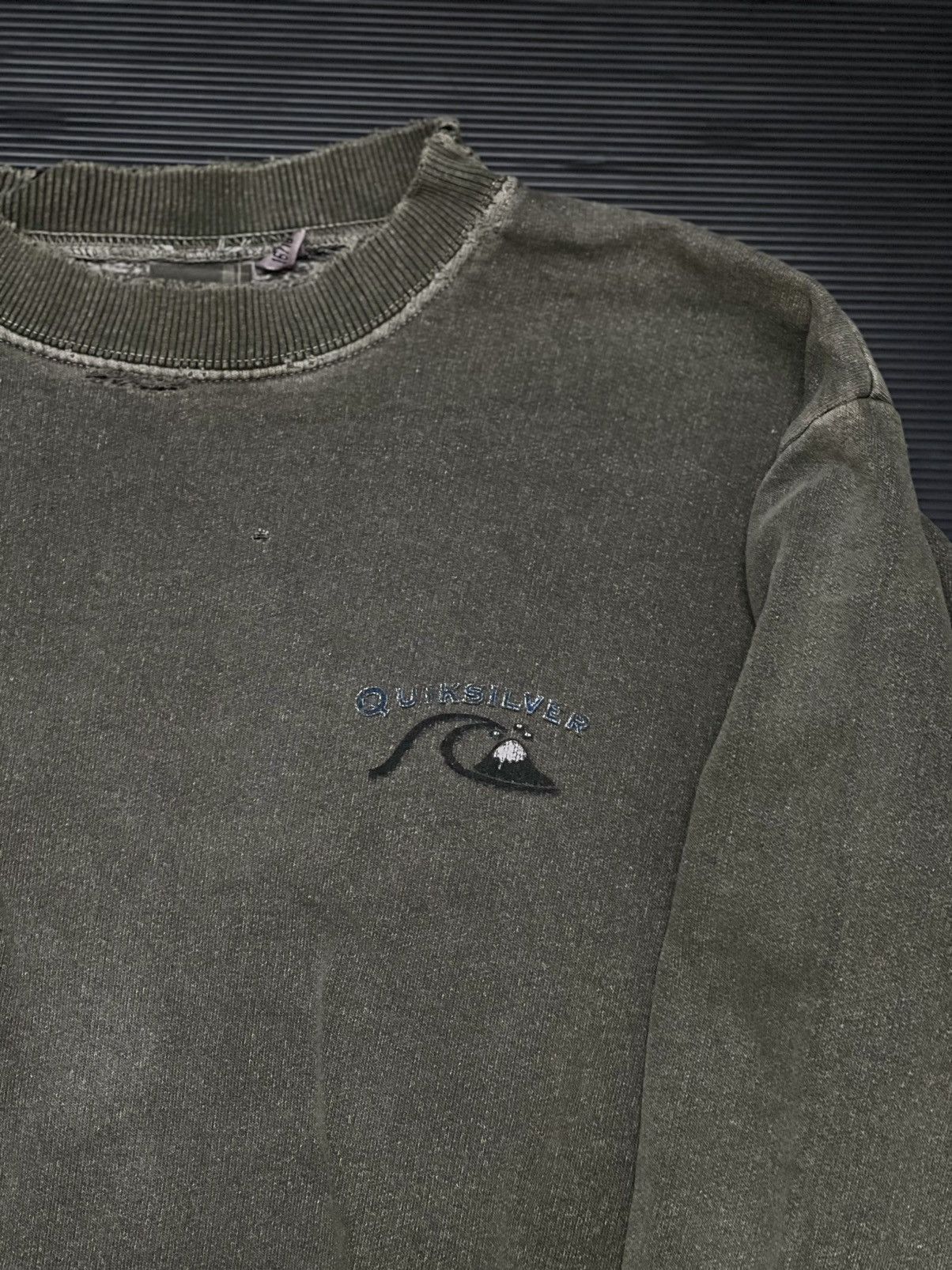 Quiksilver 🔥HOT DROPS🔥 Vintage 90s Quicksilver Big Logo Surfboards Size US L / EU 52-54 / 3 - 3 Thumbnail