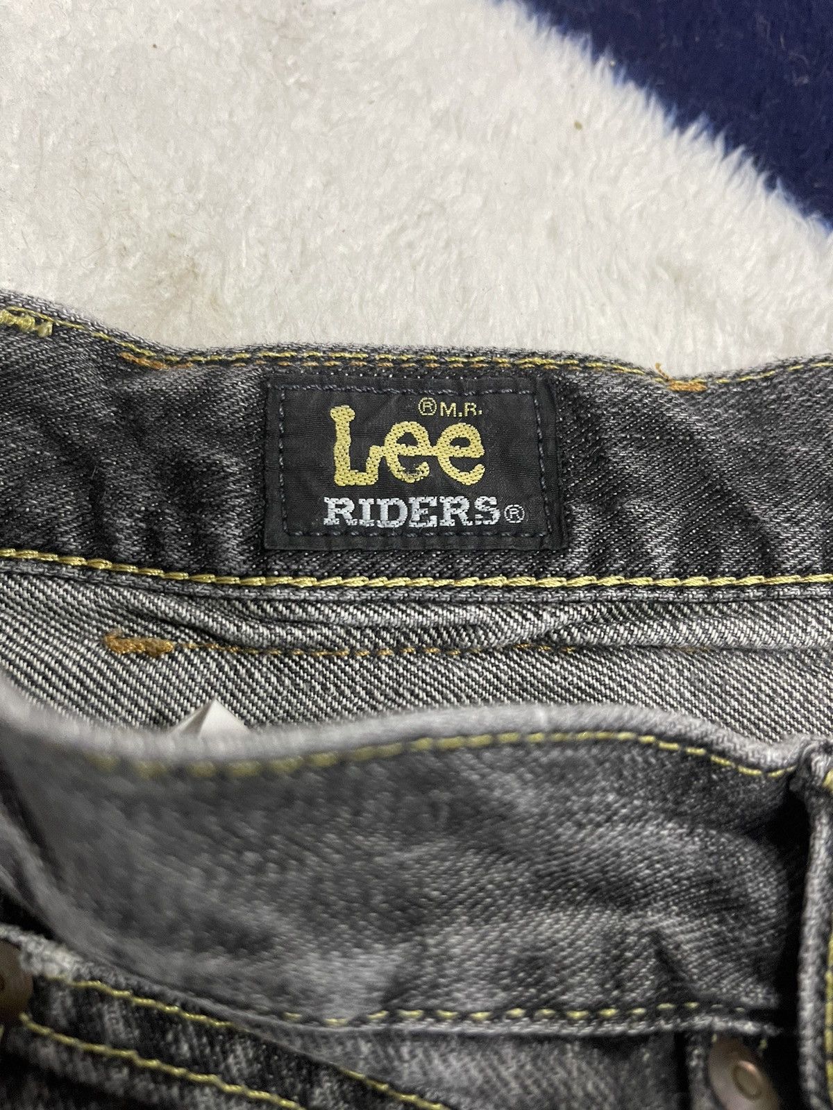 Lee Rider Distressed Jeans (13)