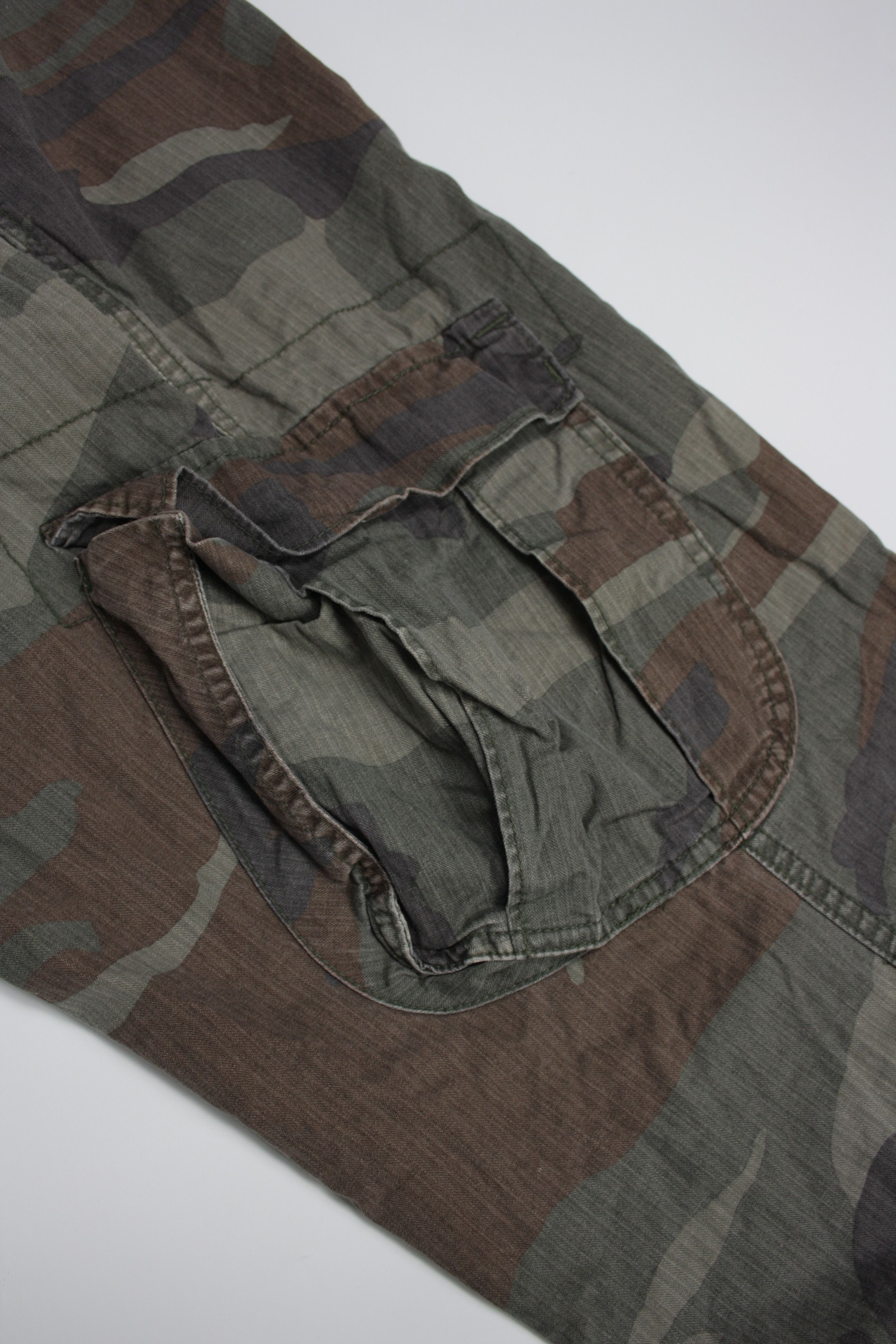 Gap × Japanese Brand Gap Y2K Vintage Army Tactical Cargo Straight Washed Pants Size US 30 / EU 46 - 5 Thumbnail