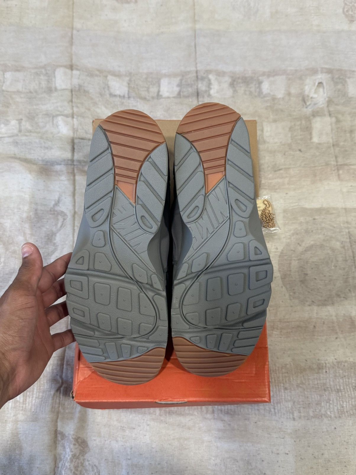 Corteiz × Nike Nike Corteiz Huarache Size US 13 / EU 46 - 6 Thumbnail