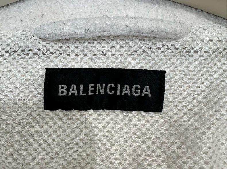 Balenciaga Balenciaga Off-White Polar Fleece Boomerang Jacket 2501-Nex Size US S / EU 44-46 / 1 - 7 Thumbnail