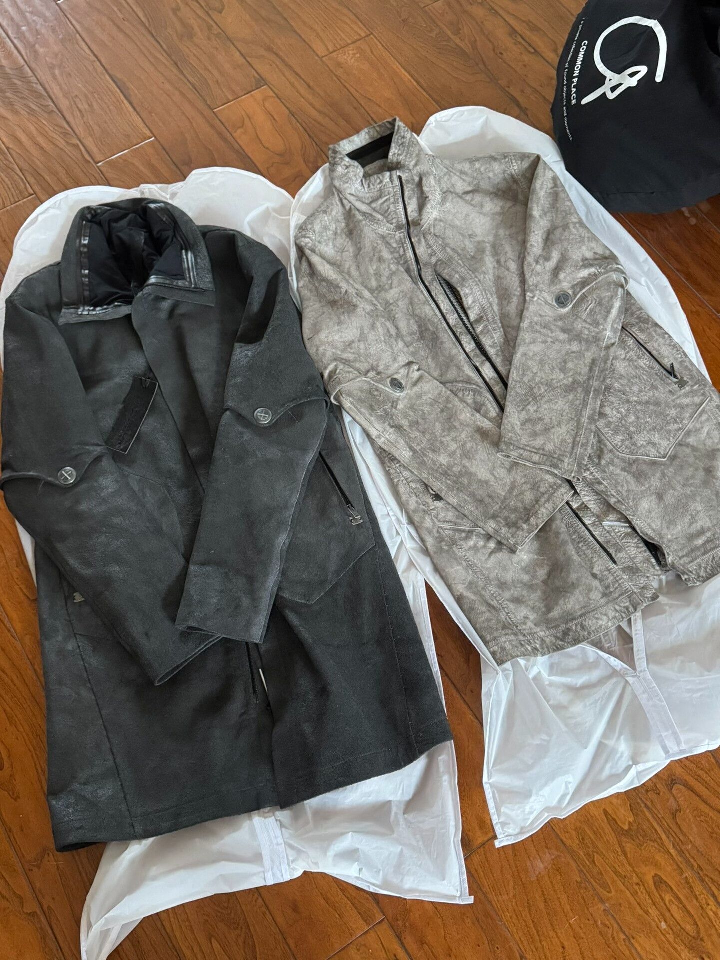 Isaac Sellam Experience Isaac Sellam Reflective Leather Overcoat Size US M / EU 48-50 / 2 - 1 Thumbnail