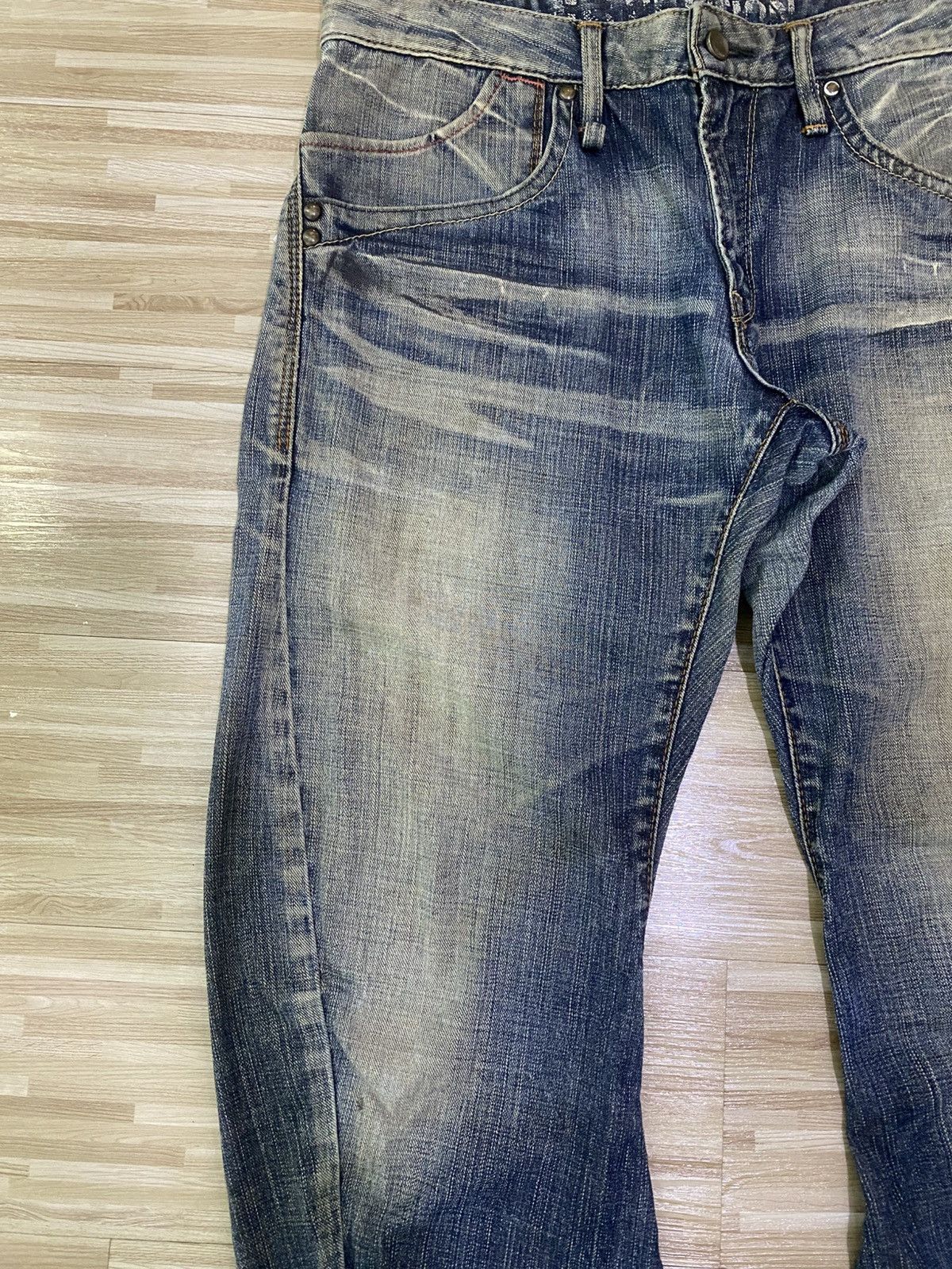 💥INSANE E-FUNCTION TWISTED LED JEANS