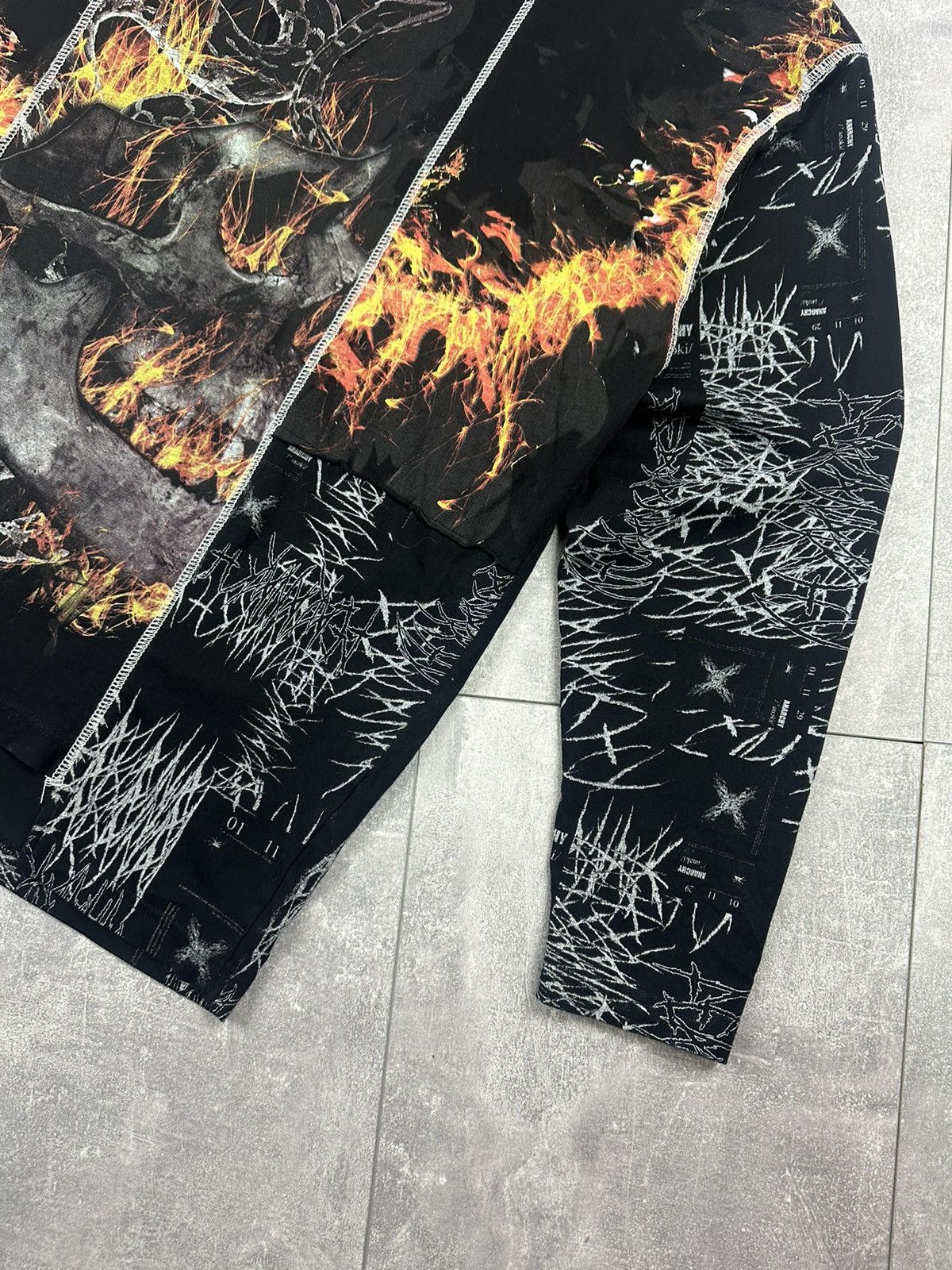 Jaded London Jaded London Overprint Logo Anarchy Long-Sleeve Size US XL / EU 56 / 4 - 6 Thumbnail