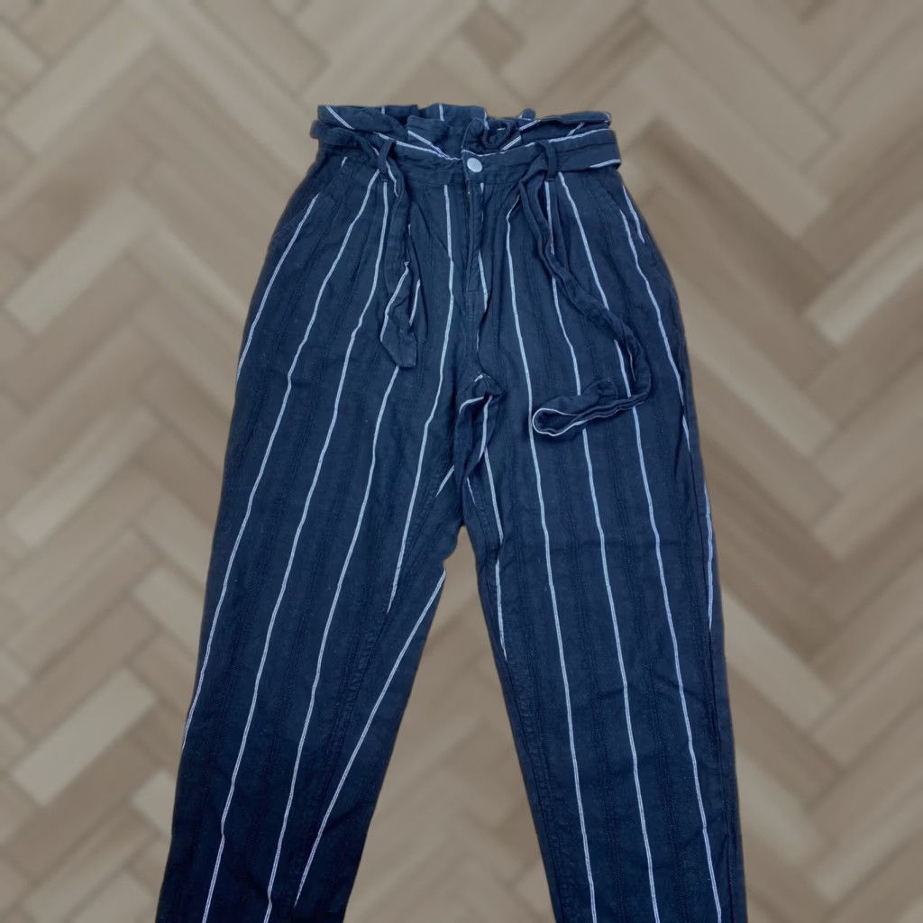 Vintage WHO WHAT WEAR Pants Womens 2 Black Pinstrip High Waist Casual Belted Tapered Ankle City Preppy Mens? No—Women Size 26" / US 2 / IT 38 - 1 Thumbnail