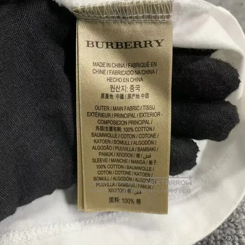 Burberry Burberry White Cotton T-Shirt with Classic Check Sleeves. Size M / US 6-8 / IT 42-44 - 4 Thumbnail
