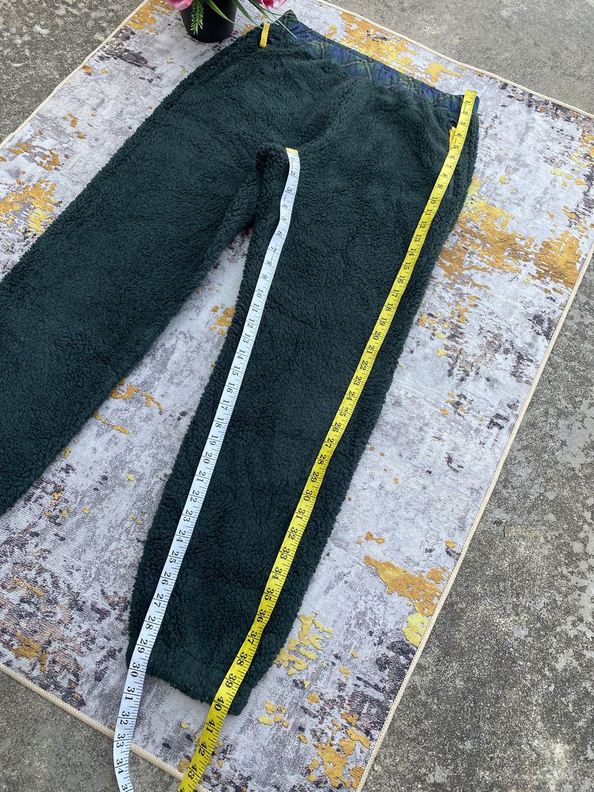 Japanese Brand × Uniqlo Uniqlo & J.W Anderson Sherpa Pants Size US 32 / EU 48 - 7 Thumbnail