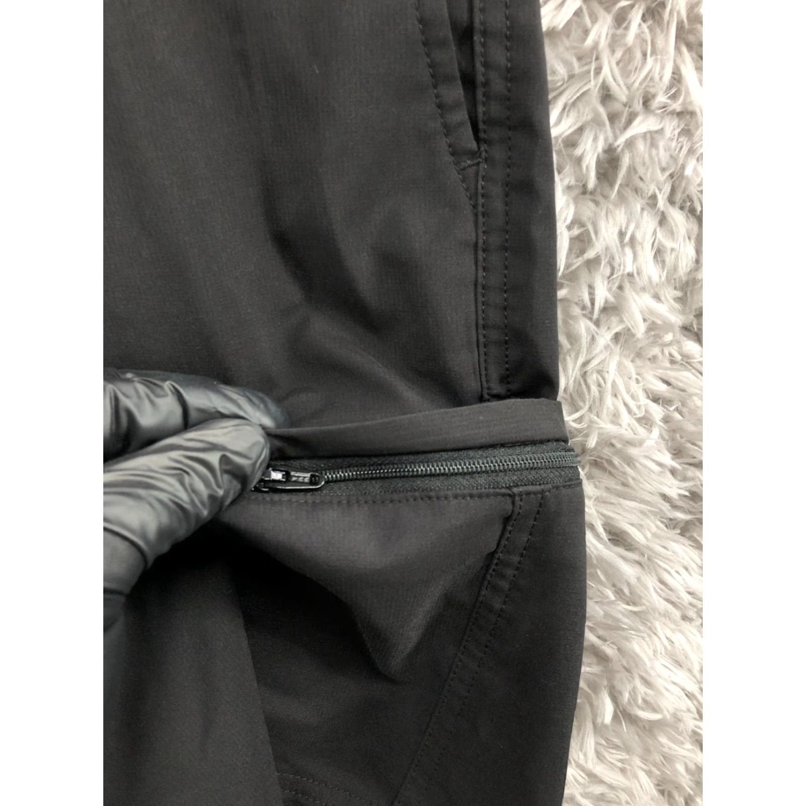 Chaps Chaps Bermuda Shorts Mens Size 36 Dark Wash Black Logo 5-Pocket Front Flat Front Regular Rise Mid 9in Inseam Cotton Blend Size US 36 / EU 52 - 4 Thumbnail