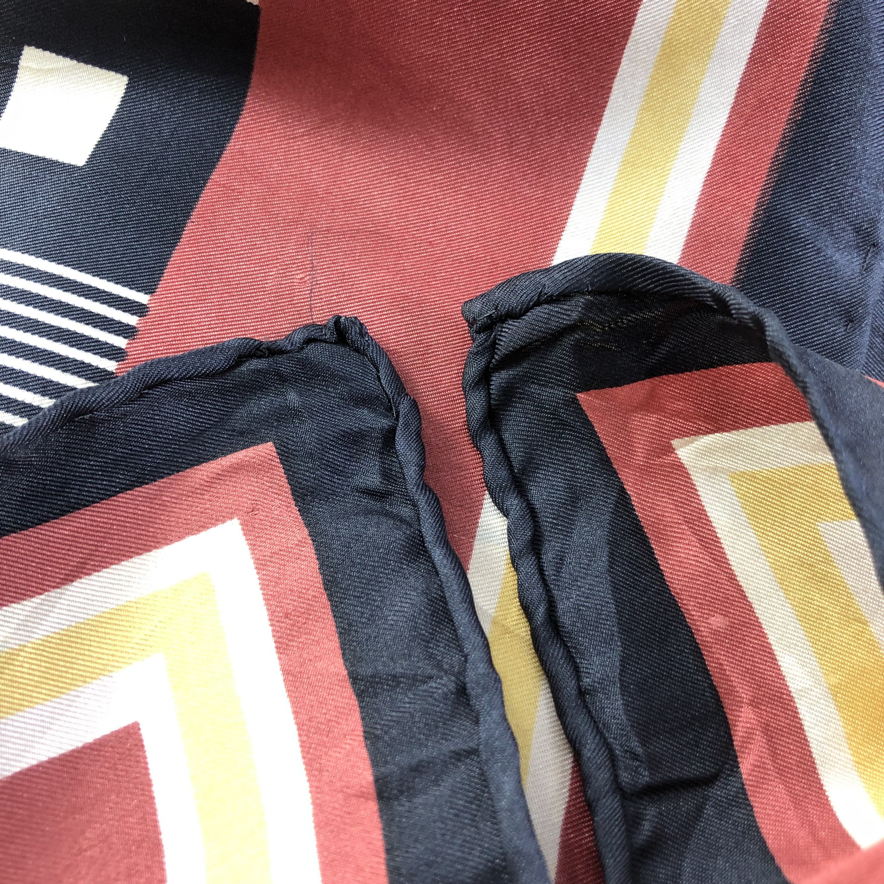 Pierre Cardin Pierre Cardin Silk Scarf M822 Size ONE SIZE - 4 Thumbnail