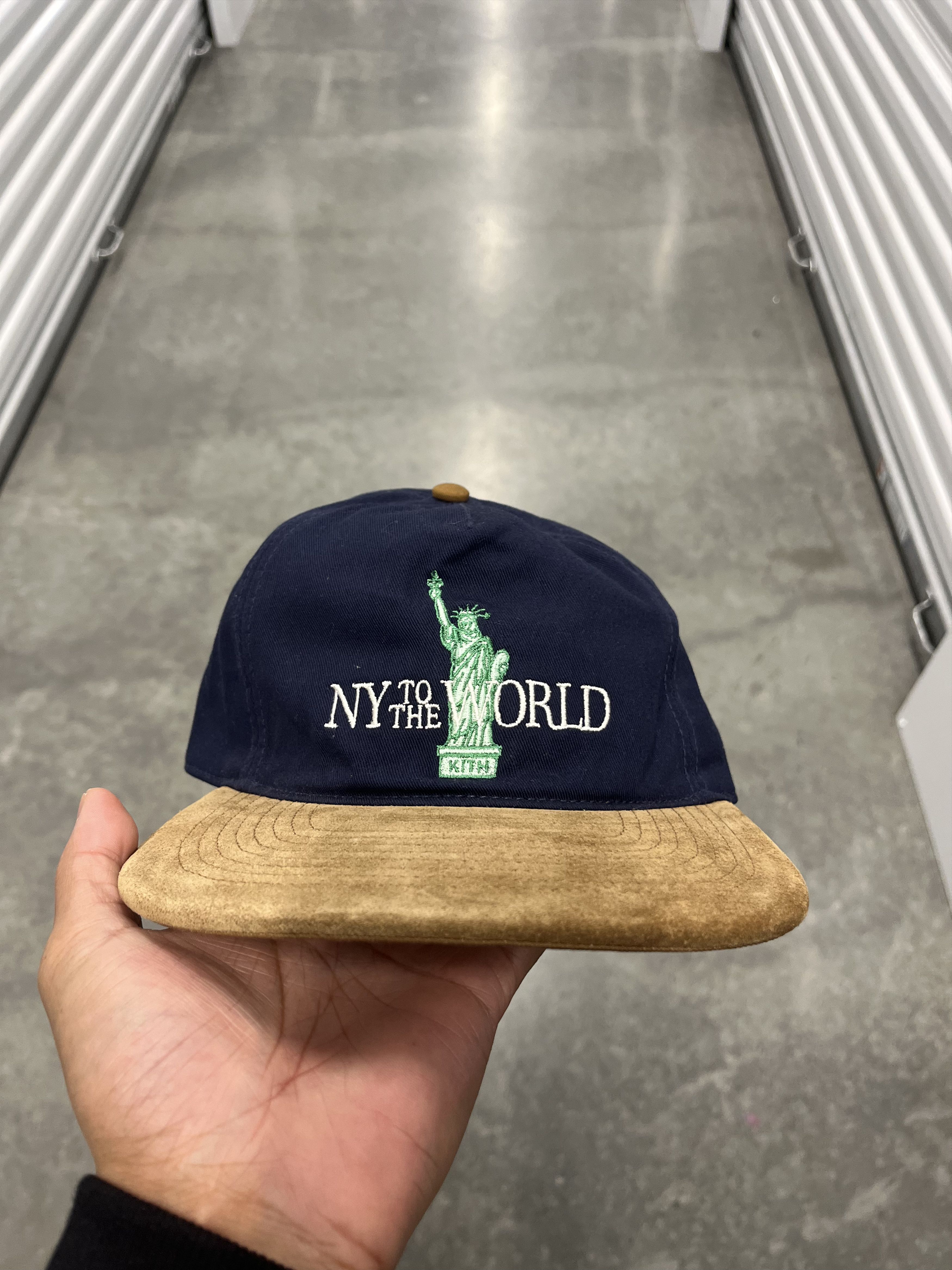 Kith Kith NY To The World Hat Cap Liberty Suede Snapback Size ONE SIZE - 1 Thumbnail