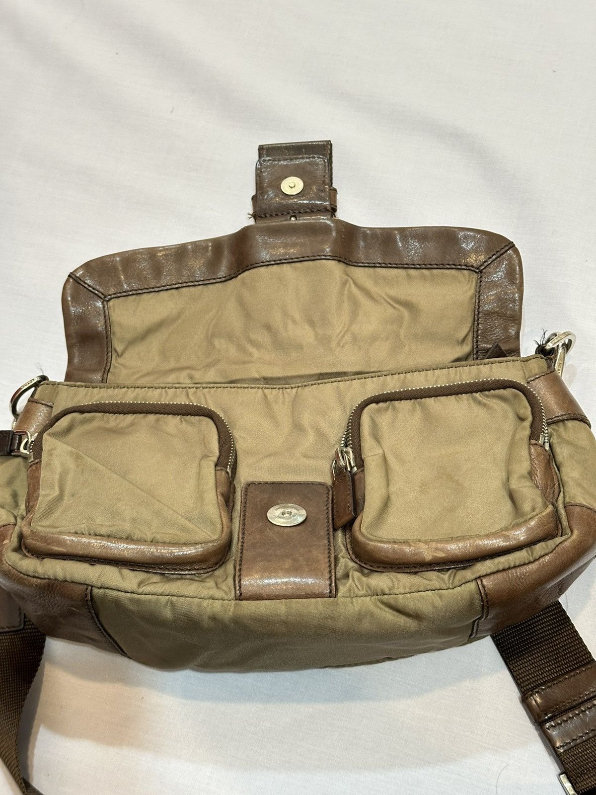 Prada Prada Tessuto and Leather Buckle Flap Shoulder Bag. Size ONE SIZE - 16 Thumbnail