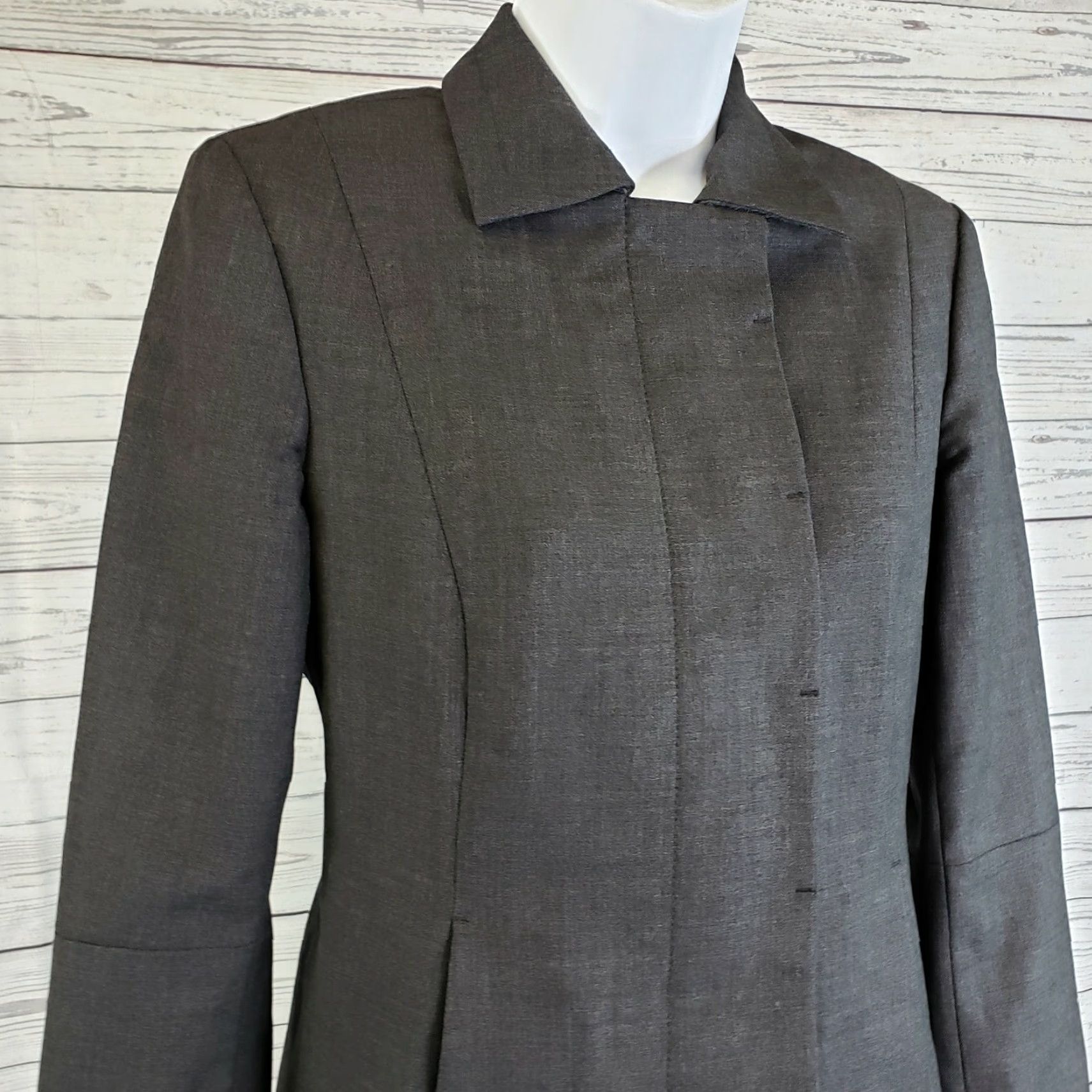 J.Crew J.Crew Blazer Womens Size 2 Wool Solid Gray Hidden Buttons Suit Jacket/Blazer 100% Wool Womens Size XS / US 0-2 / IT 36-38 - 2 Thumbnail